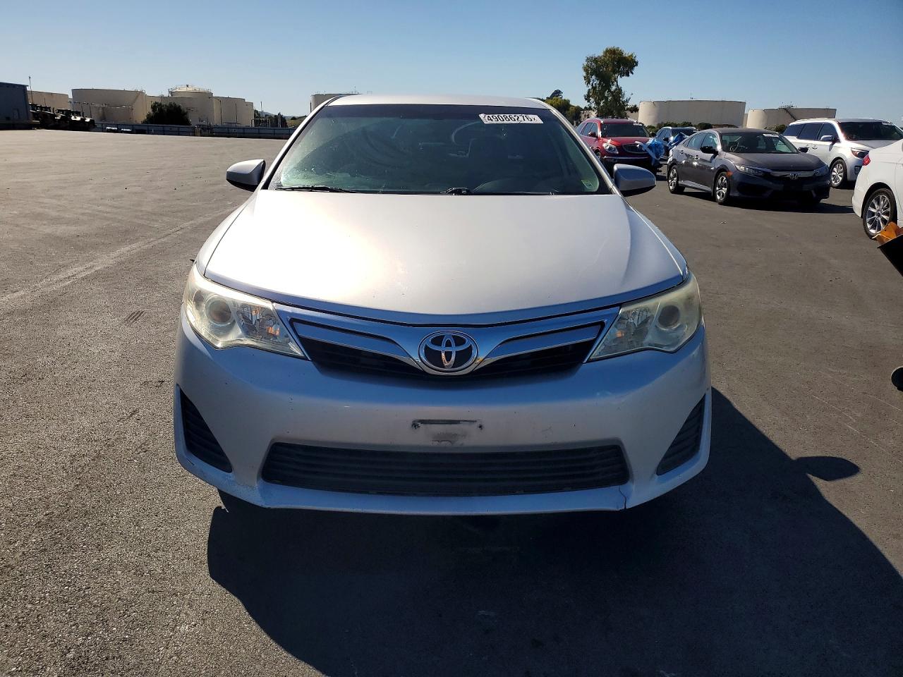 2012 Toyota Camry Le Silver vin: 4T1BF1FK2CU058836
