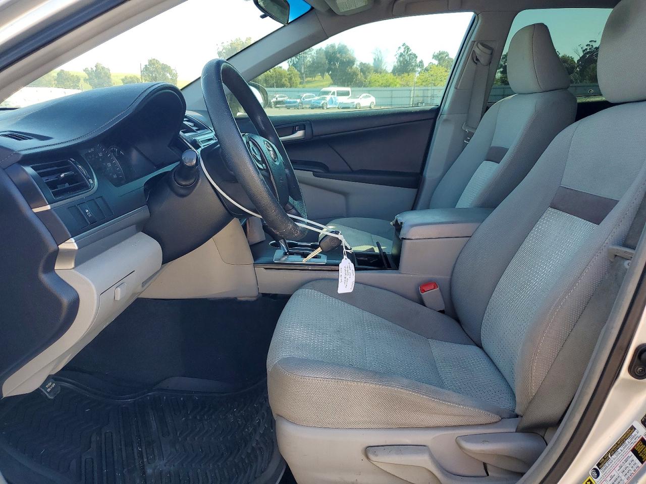 2012 Toyota Camry Le Silver vin: 4T1BF1FK2CU058836