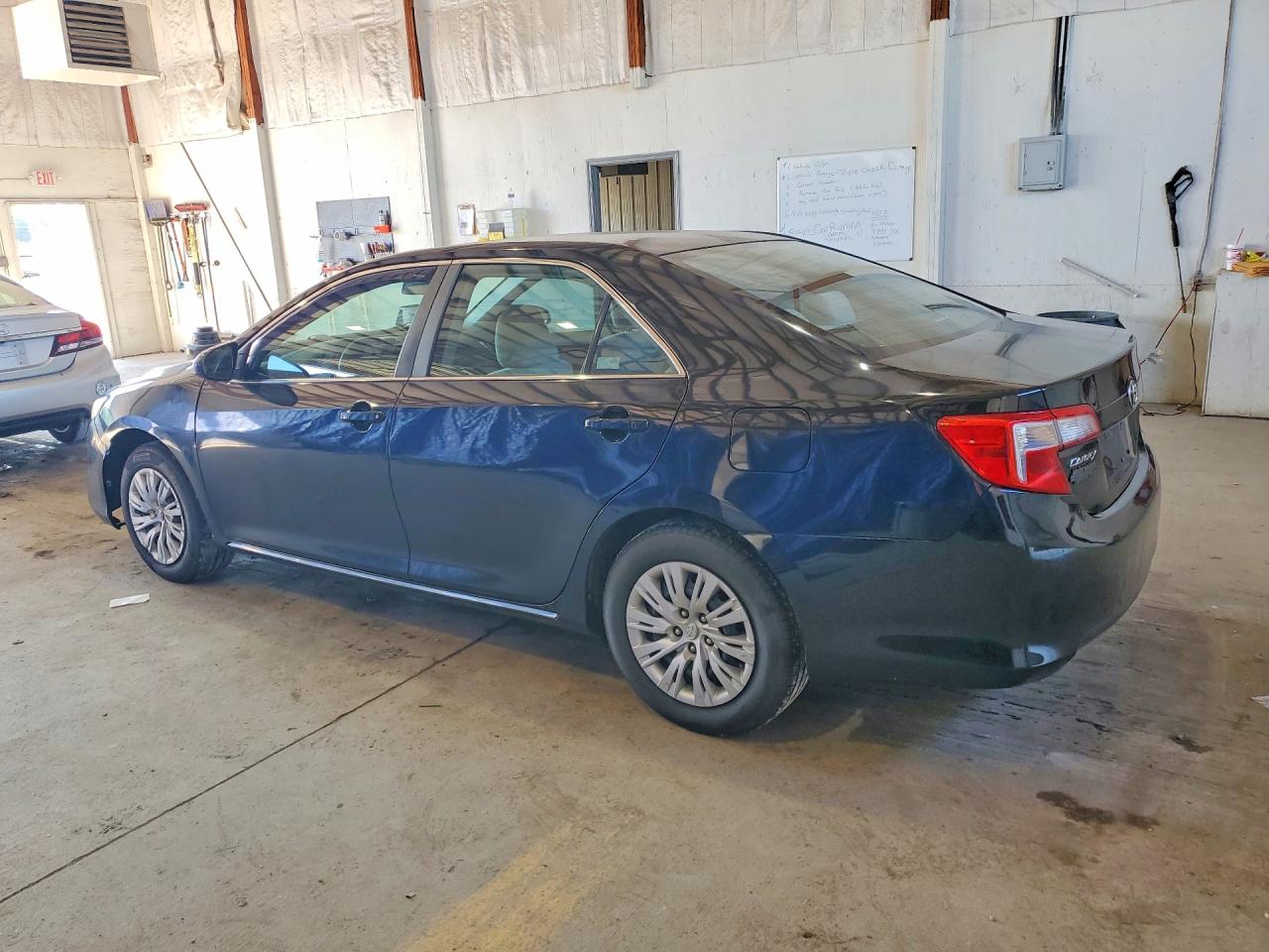 2012 Toyota Camry Le Black vin: 4T1BF1FK2CU087902