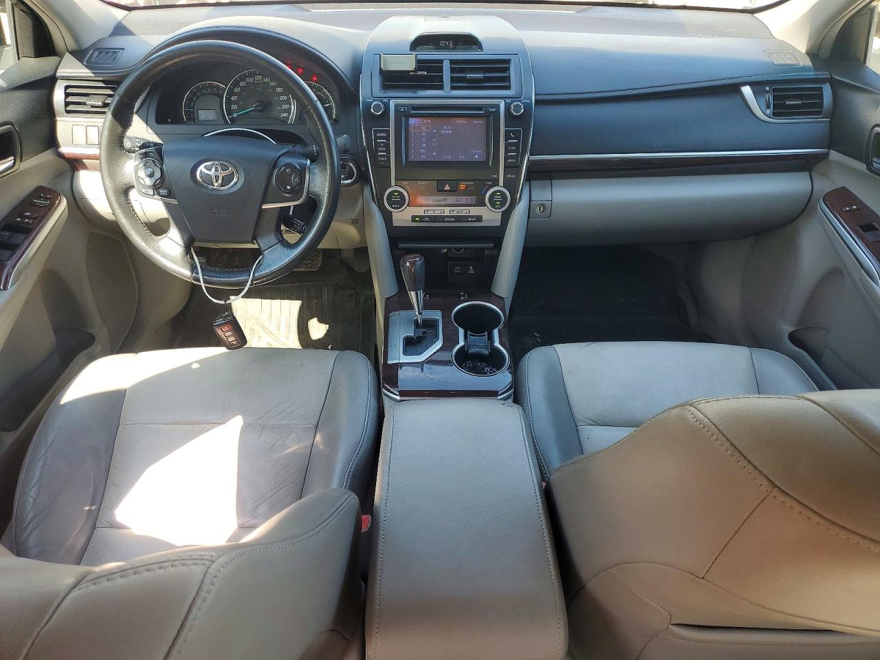 2012 Toyota Camry L Silver vin: 4T1BF1FK2CU117089