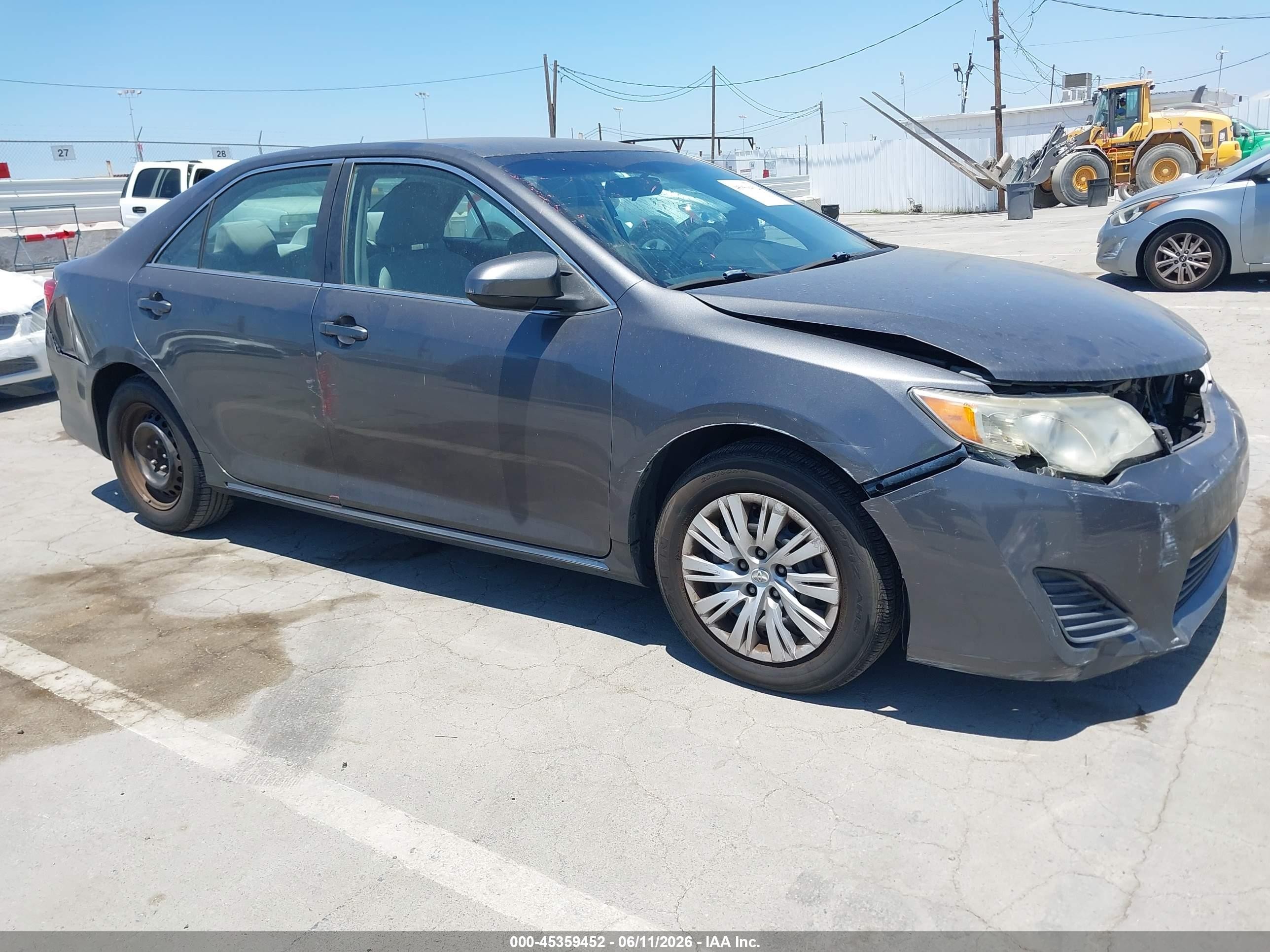 2012 Toyota Camry Le Gray vin: 4T1BF1FK2CU169502