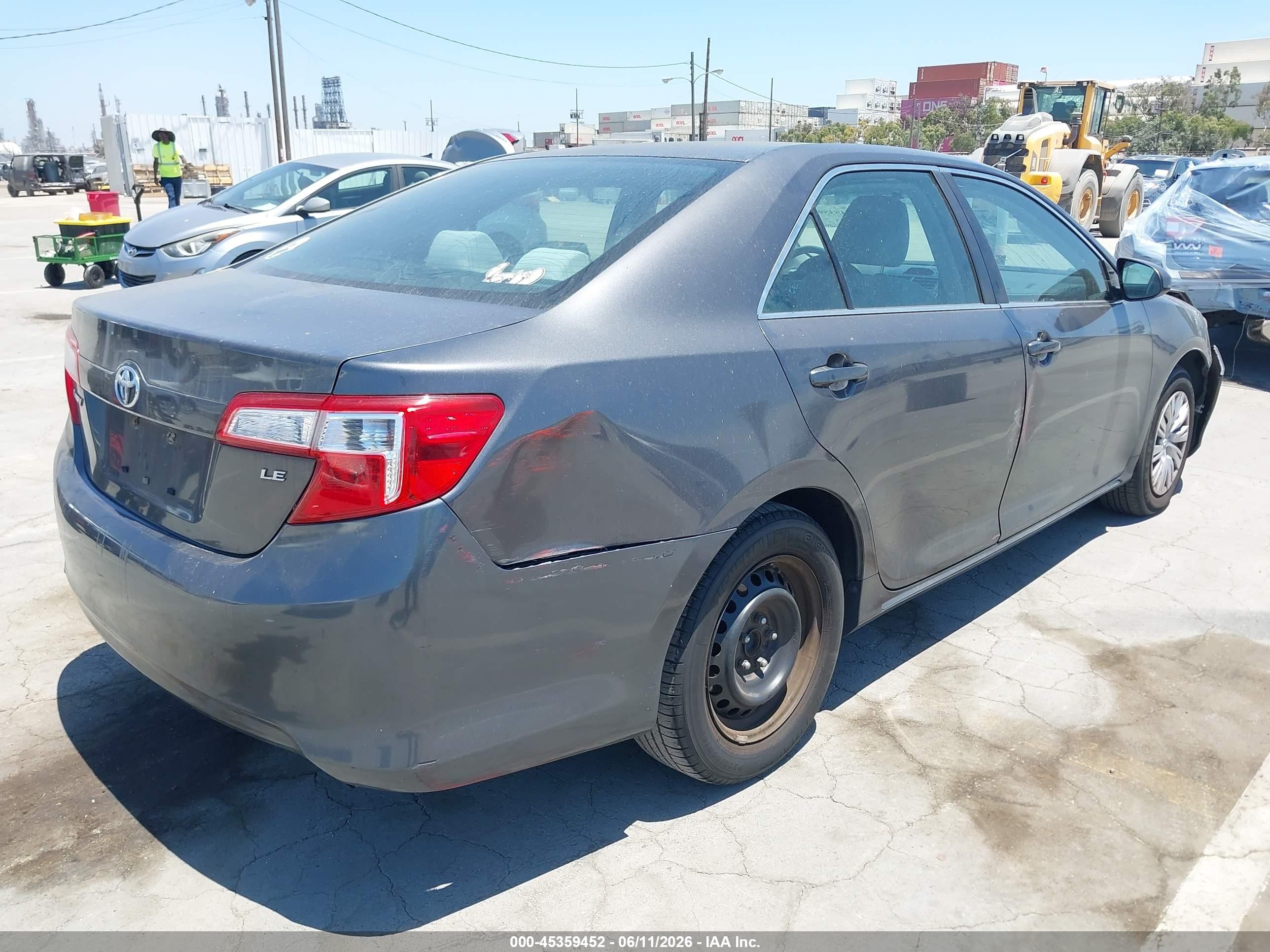 2012 Toyota Camry Le Gray vin: 4T1BF1FK2CU169502