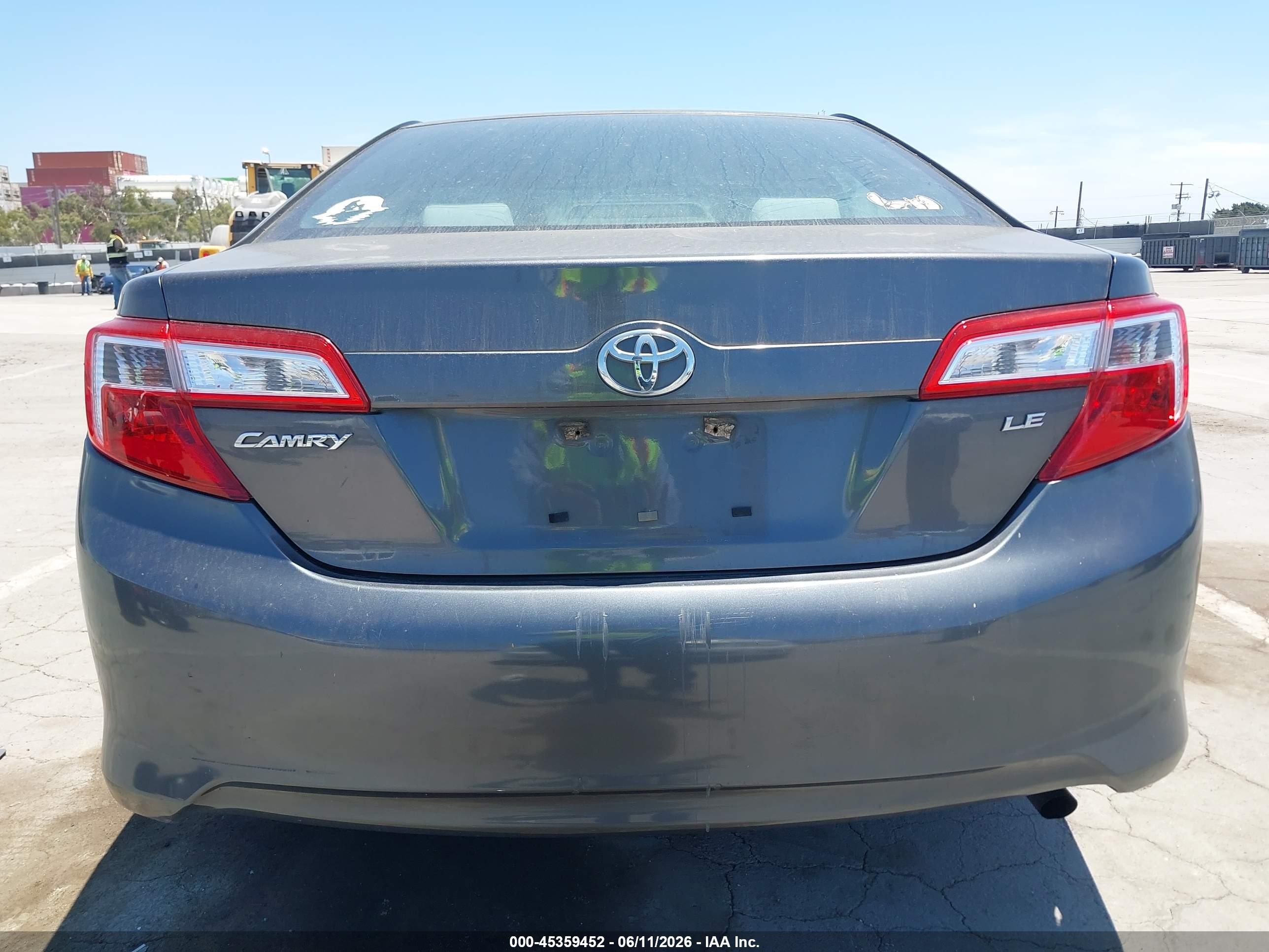 2012 Toyota Camry Le Gray vin: 4T1BF1FK2CU169502