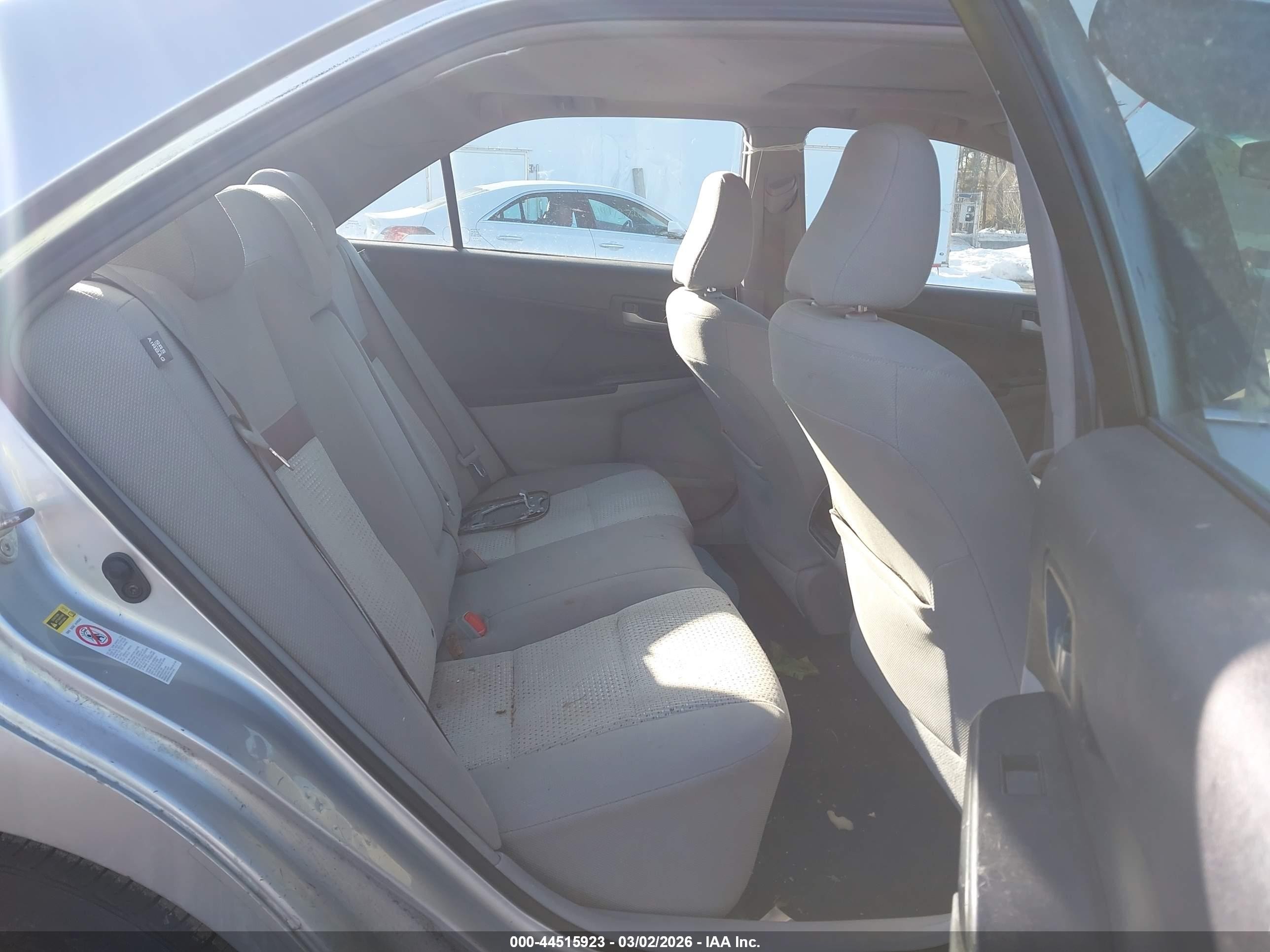 2012 Toyota Camry Le Silver vin: 4T1BF1FK2CU171749