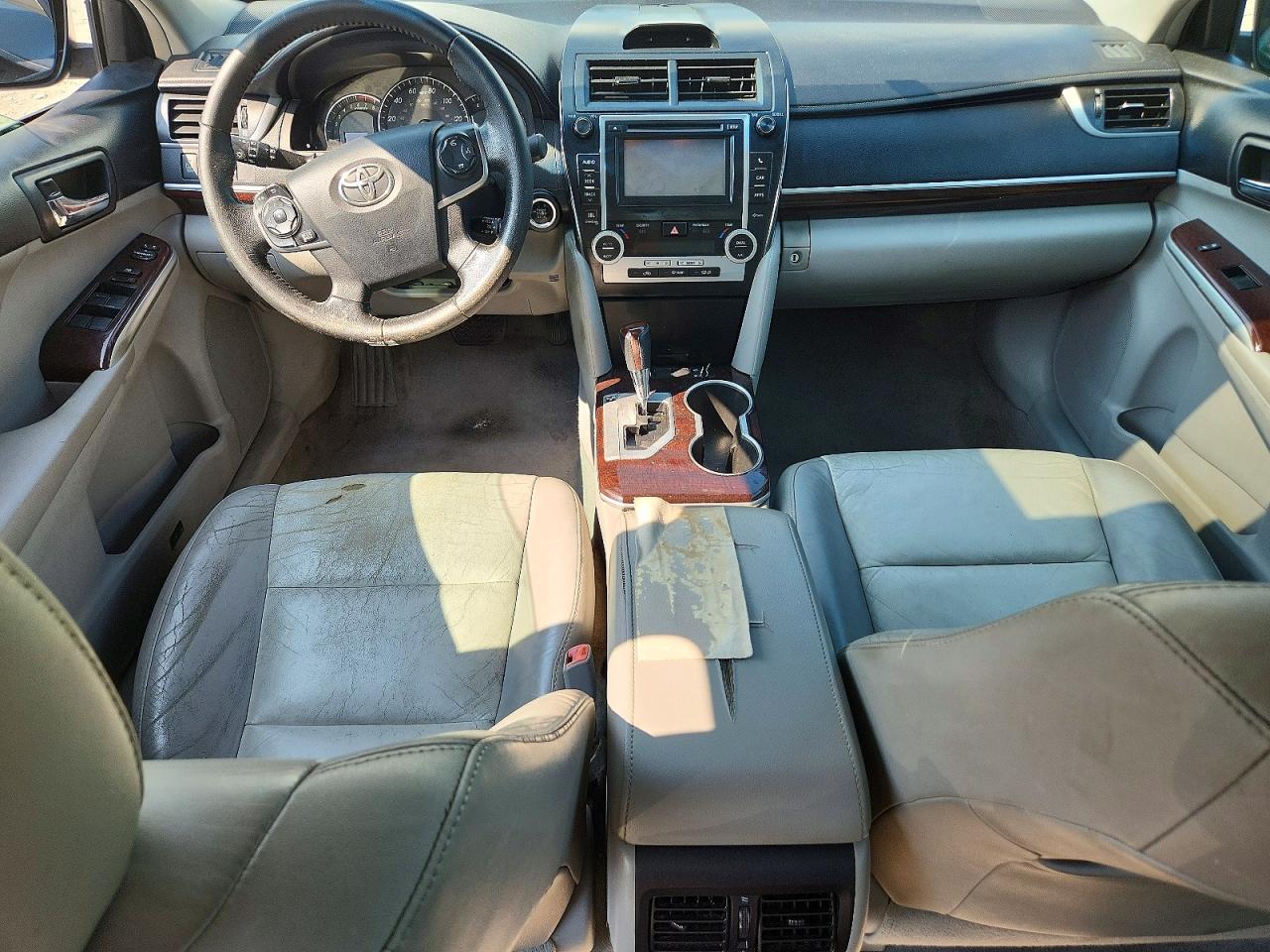2012 Toyota Camry Xle White vin: 4T1BF1FK2CU530081