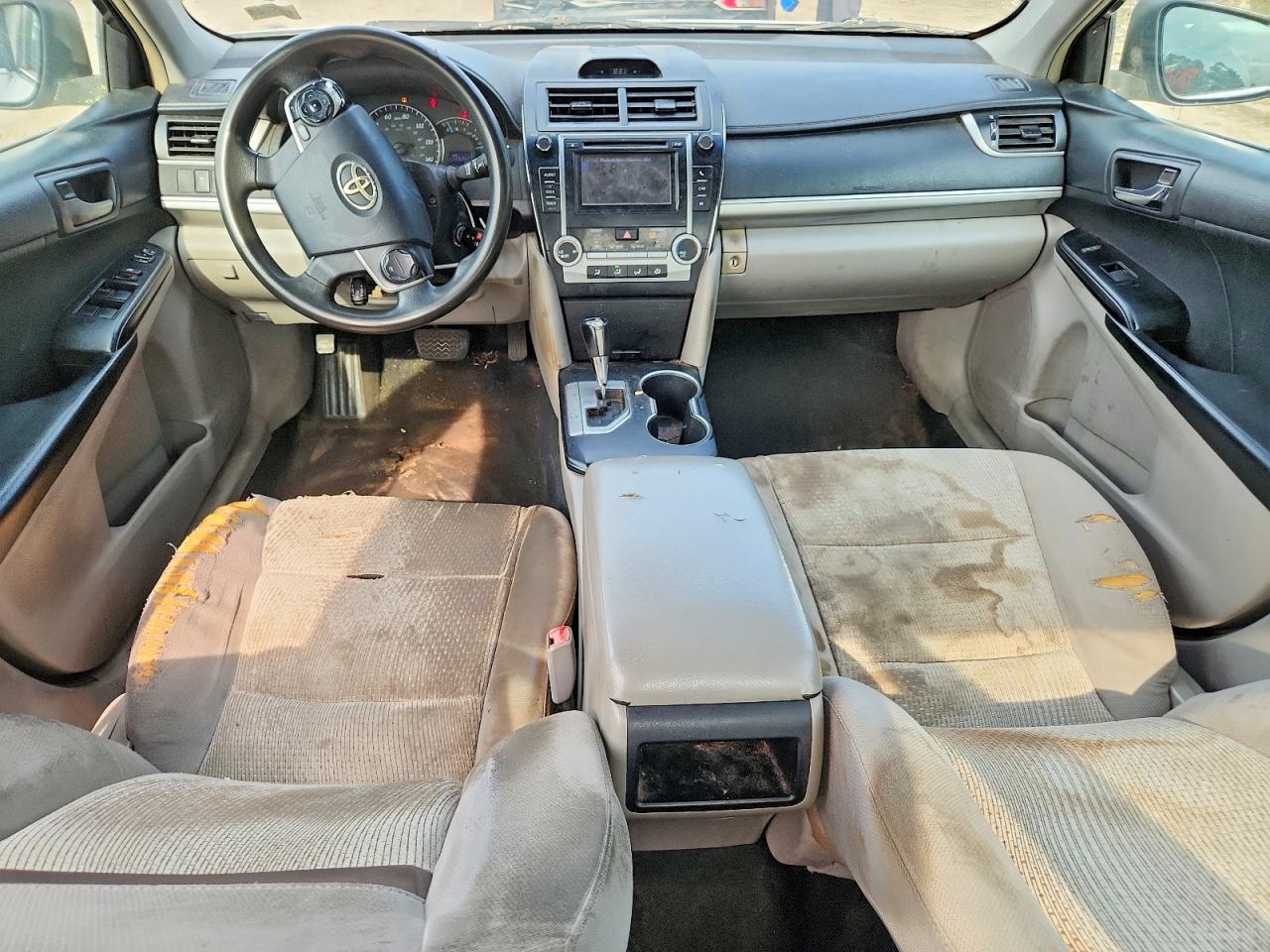 2012 Toyota Camry Le White vin: 4T1BF1FK2CU536267
