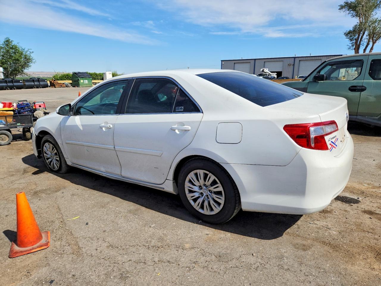 2012 Toyota Camry Le White vin: 4T1BF1FK2CU557166