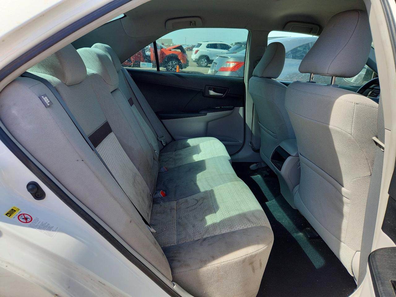 2012 Toyota Camry Le White vin: 4T1BF1FK2CU557166