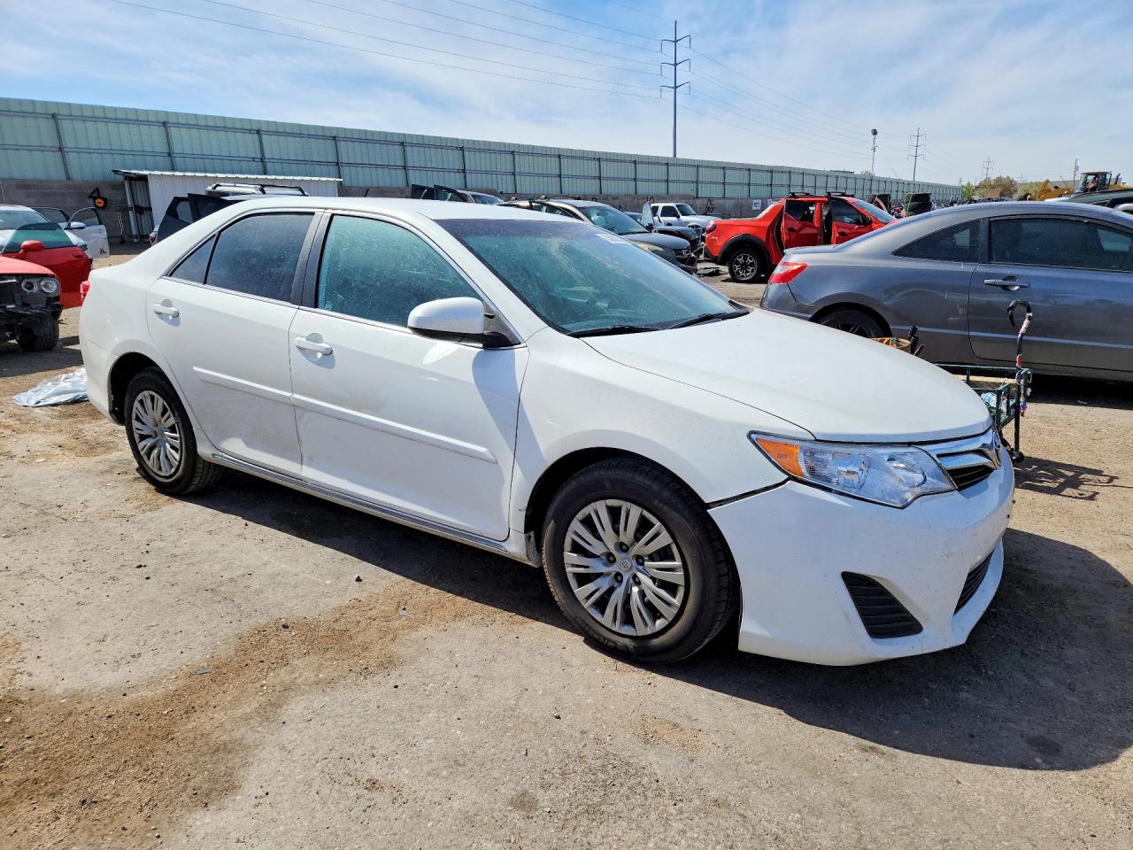 2012 Toyota Camry Le White vin: 4T1BF1FK2CU557166