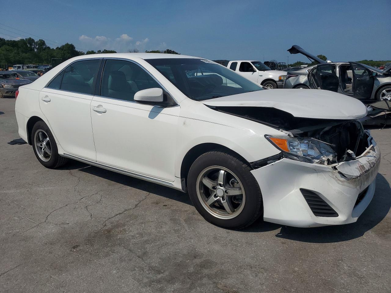 2012 Toyota Camry Le White vin: 4T1BF1FK2CU564764