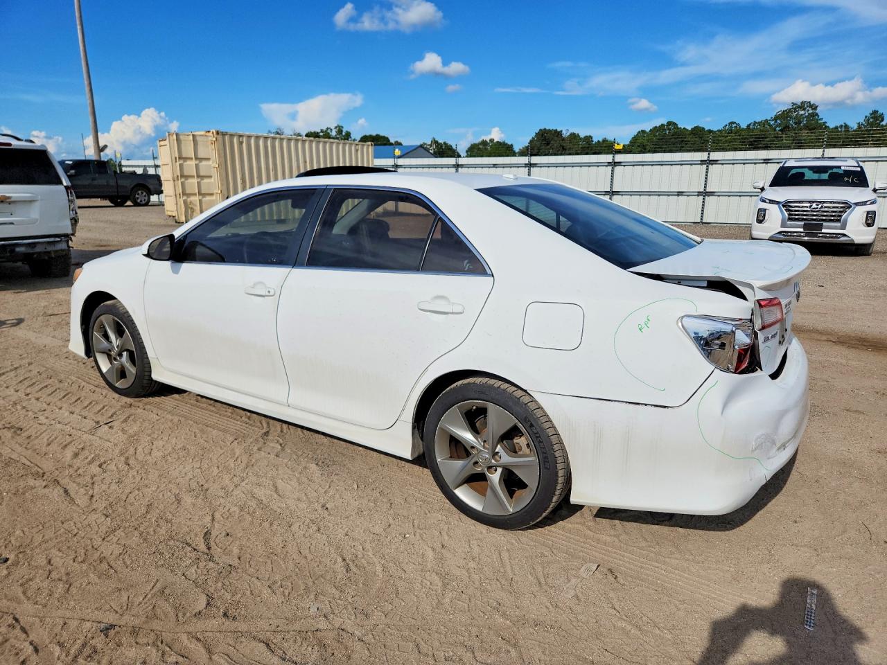 2012 Toyota Camry Se White vin: 4T1BF1FK2CU568779