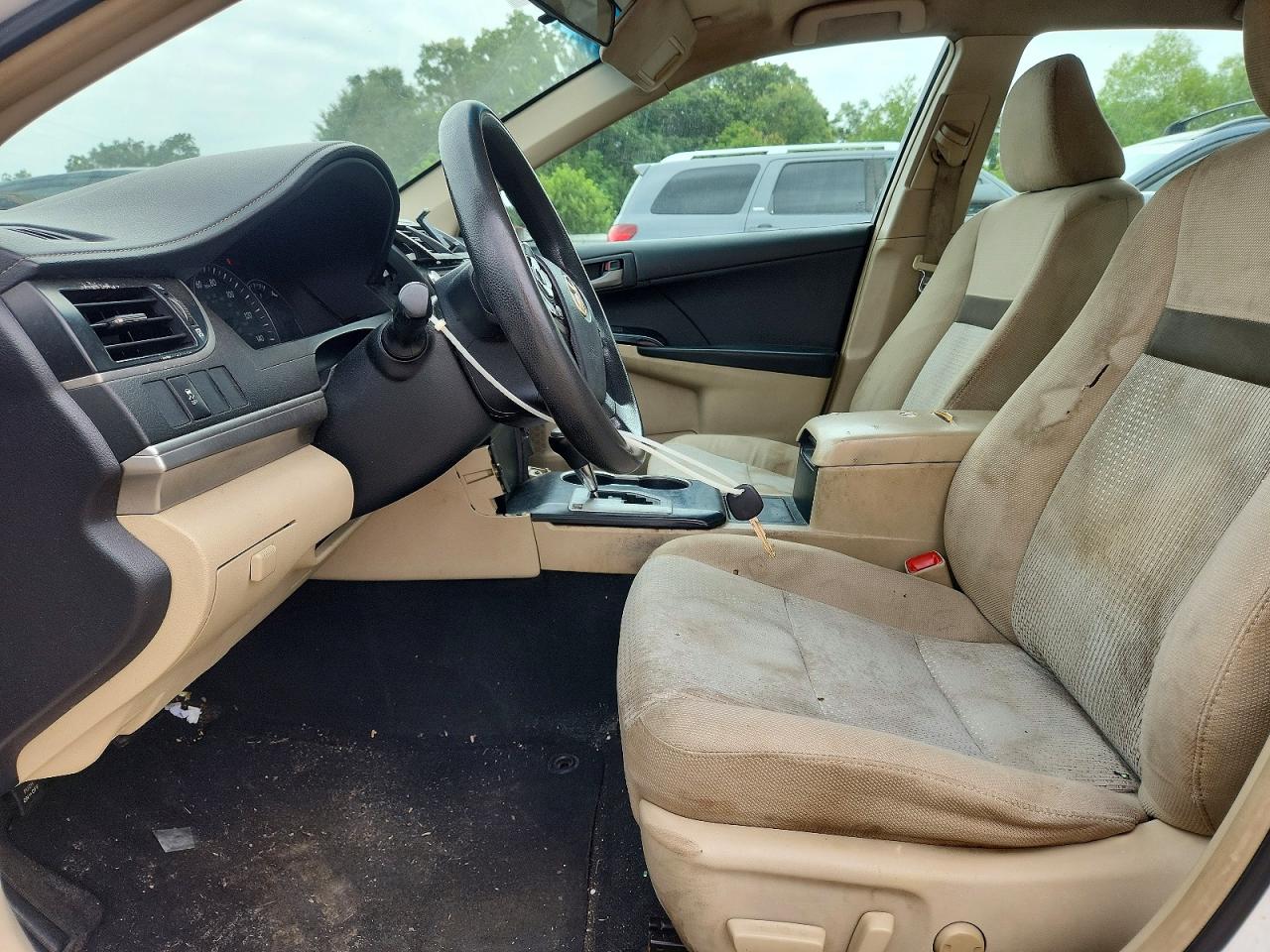 2012 Toyota Camry Le White vin: 4T1BF1FK2CU569804