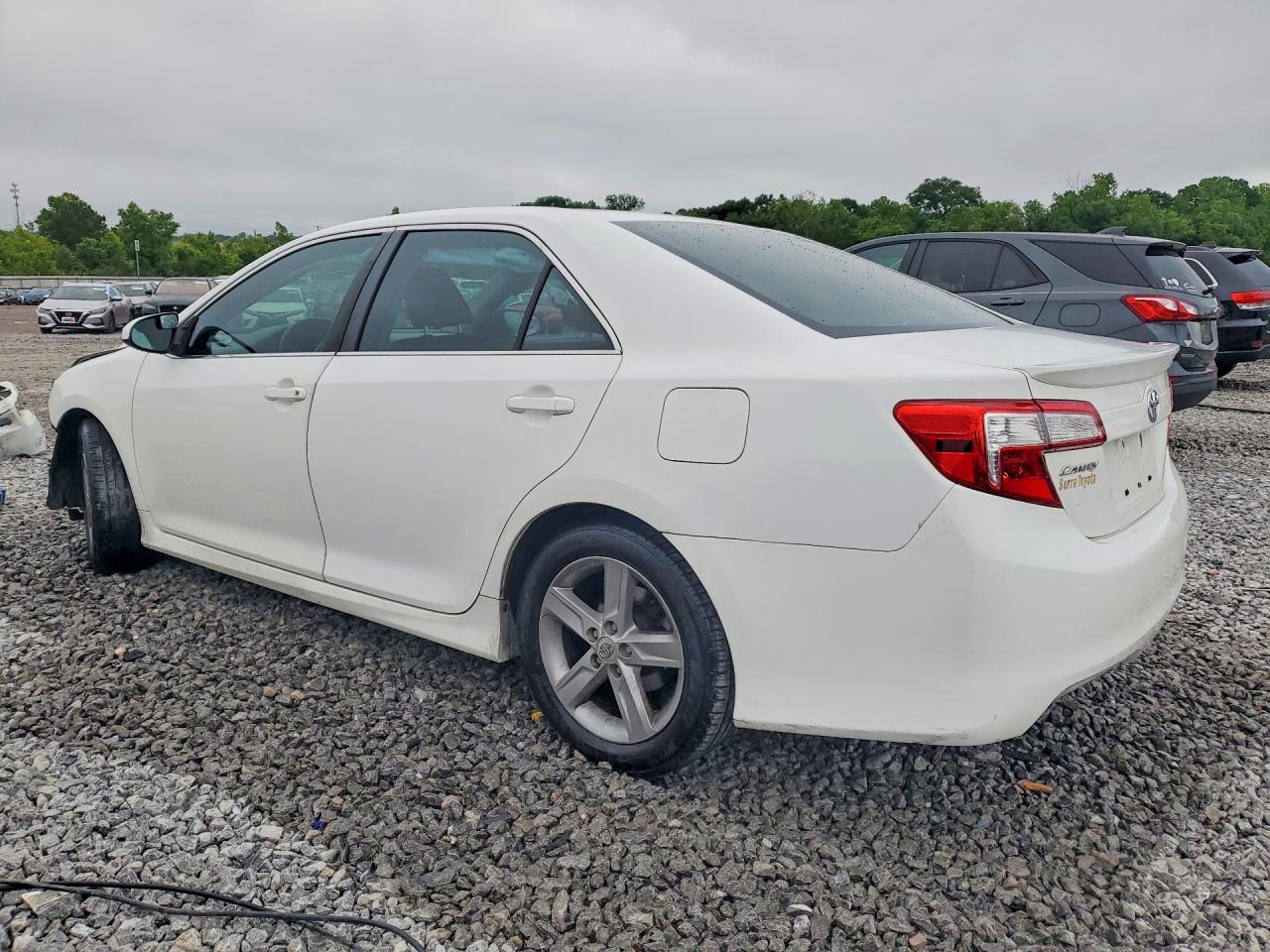 2012 Toyota Camry Se White vin: 4T1BF1FK2CU592208