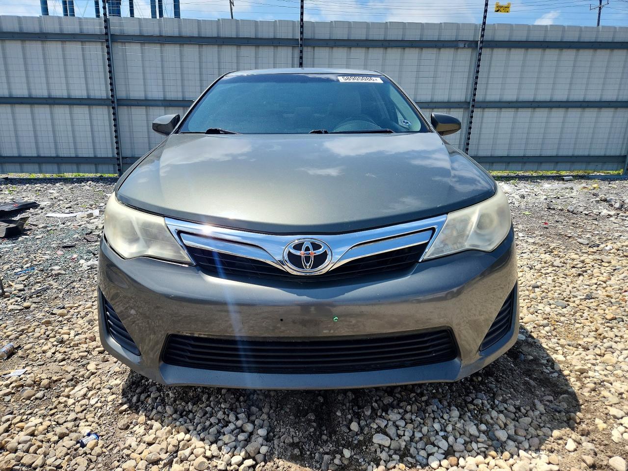 2012 Toyota Camry Le Gray vin: 4T1BF1FK2CU596775