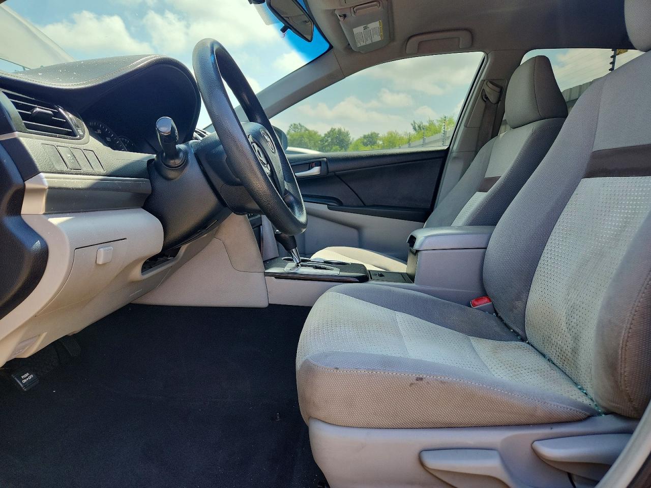 2012 Toyota Camry Le Gray vin: 4T1BF1FK2CU596775
