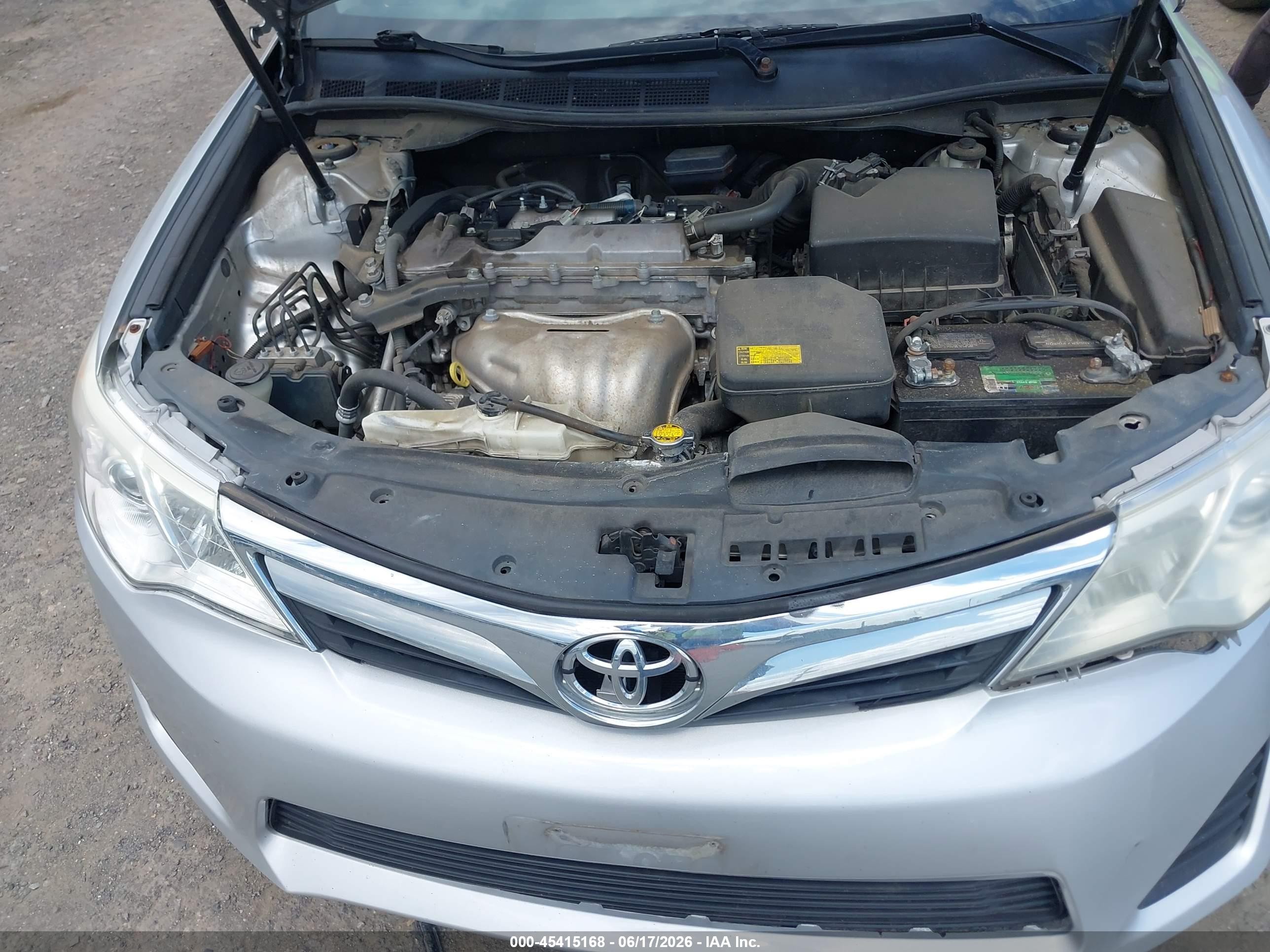 2012 Toyota Camry L Silver vin: 4T1BF1FK2CU619097