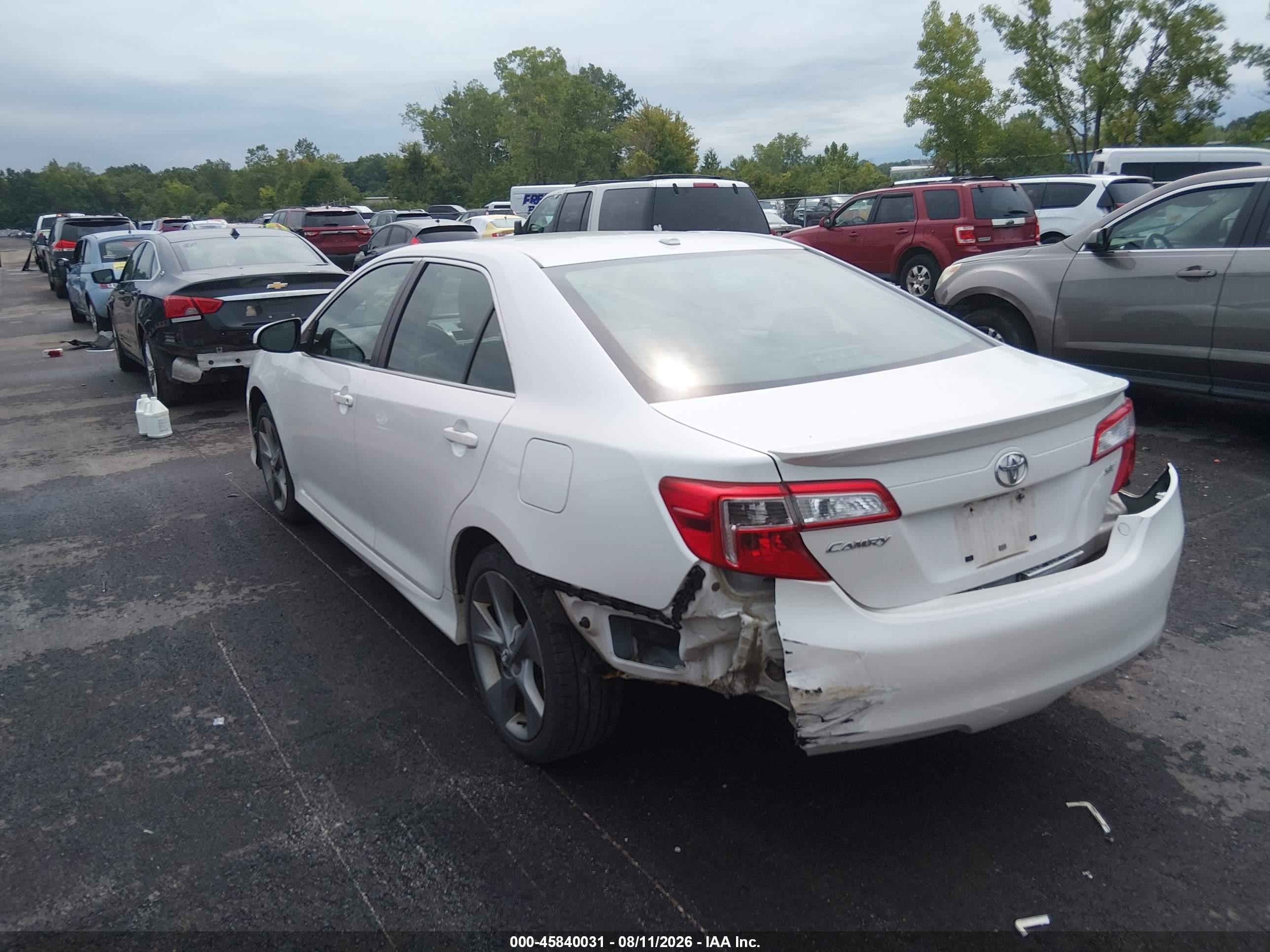 2012 Toyota Camry Se Limited Edition White vin: 4T1BF1FK2CU632609