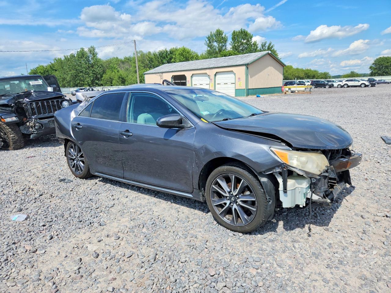 2013 Toyota Camry Le Gray vin: 4T1BF1FK2DU203701