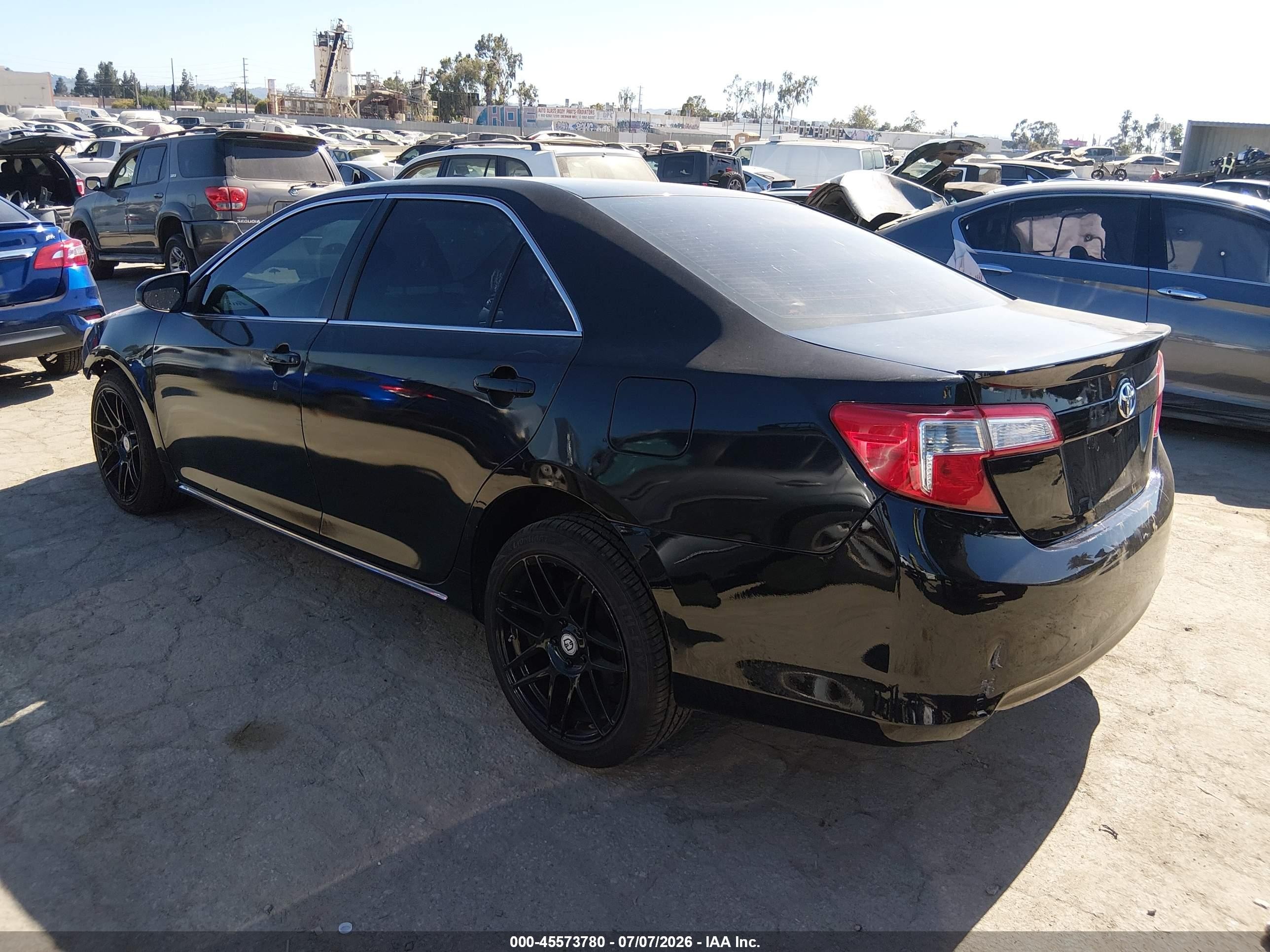 2013 Toyota Camry Le Black vin: 4T1BF1FK2DU205898