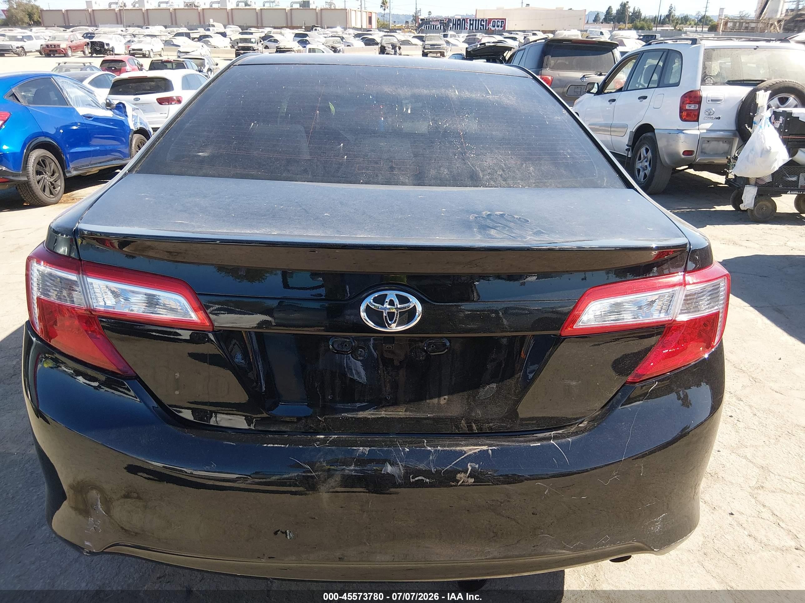 2013 Toyota Camry Le Black vin: 4T1BF1FK2DU205898