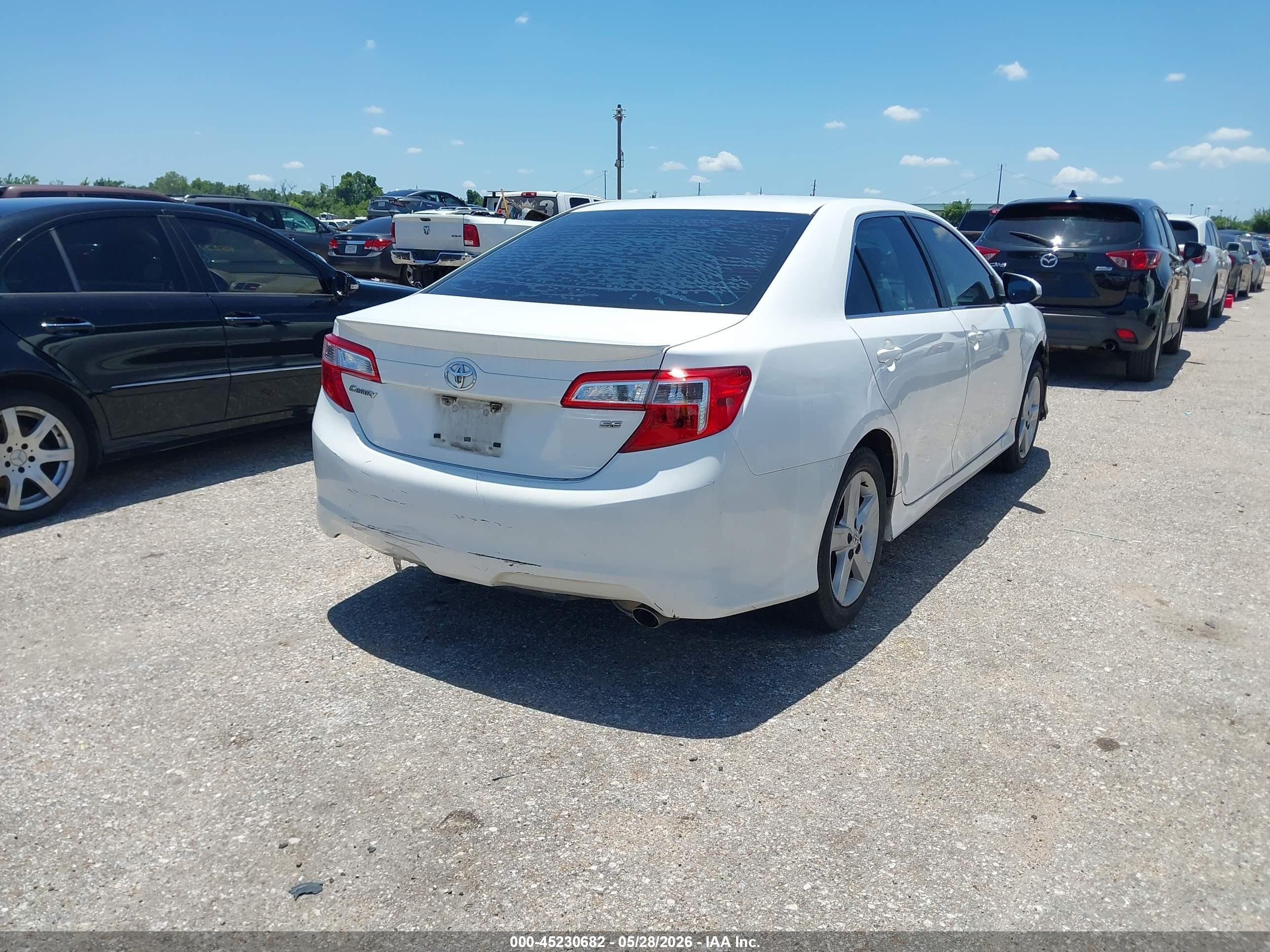 2013 Toyota Camry Se Белый vin: 4T1BF1FK2DU214956