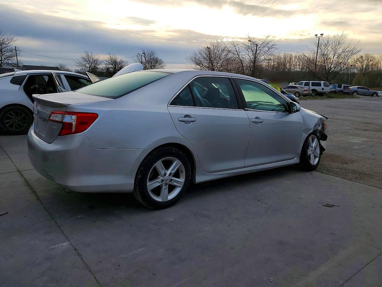 2013 Toyota Camry Se Silver vin: 4T1BF1FK2DU218635