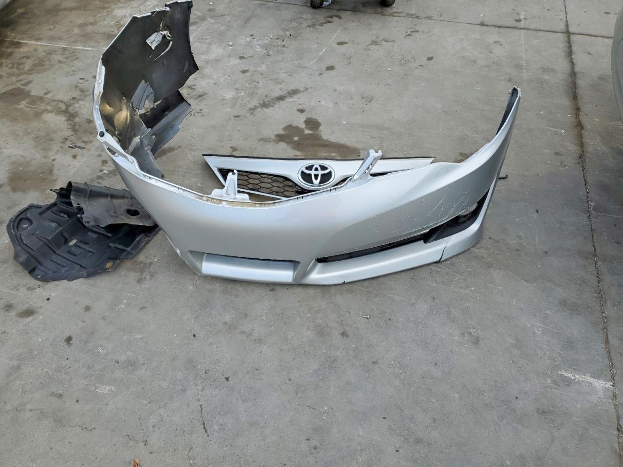 2013 Toyota Camry Se Silver vin: 4T1BF1FK2DU218635