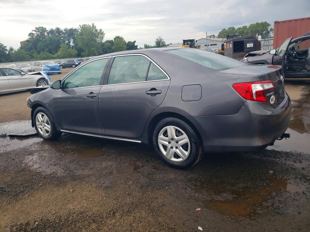 2013 Toyota Camry Le Gray vin: 4T1BF1FK2DU228923