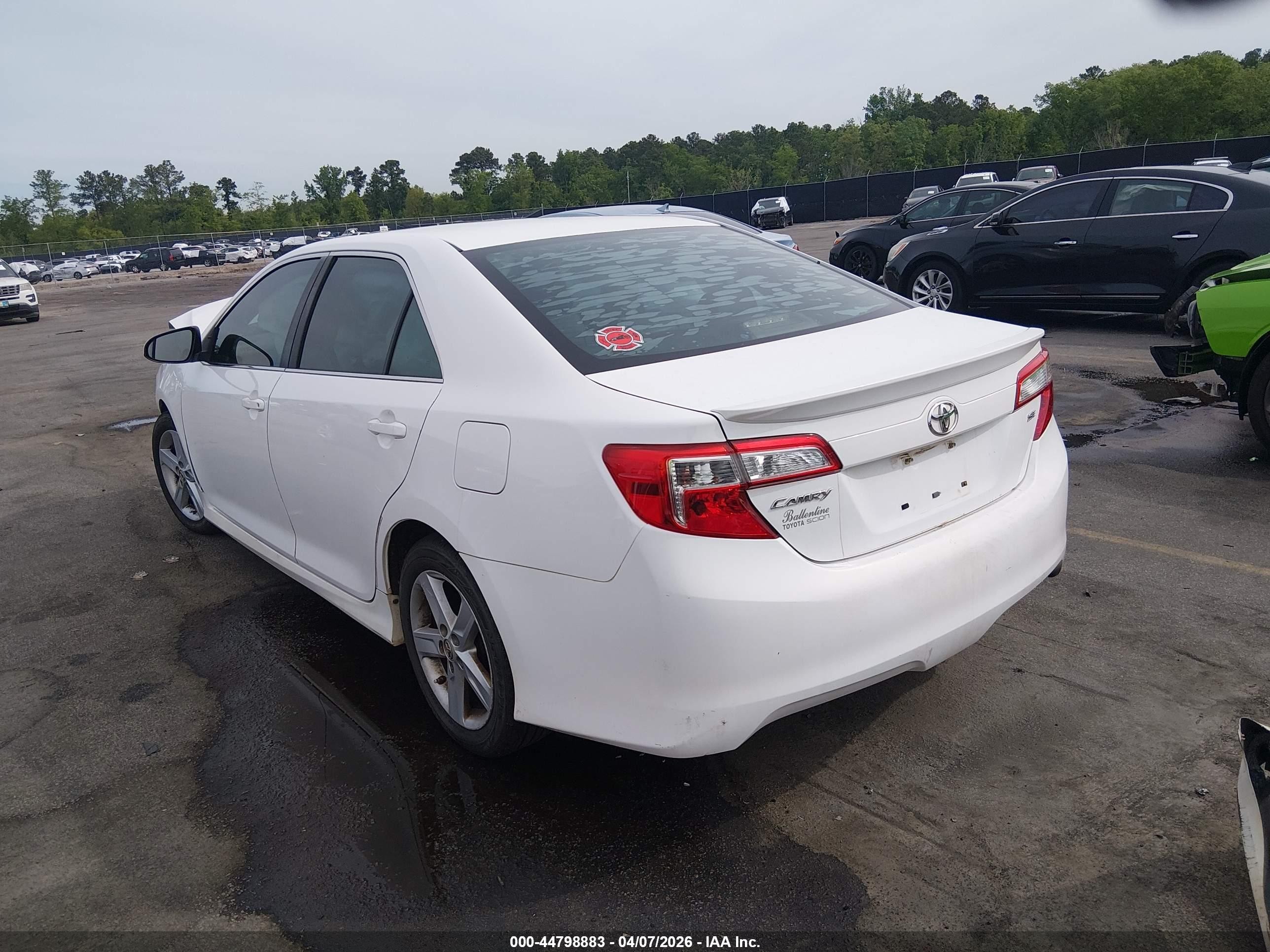 2013 Toyota Camry Se White vin: 4T1BF1FK2DU236200