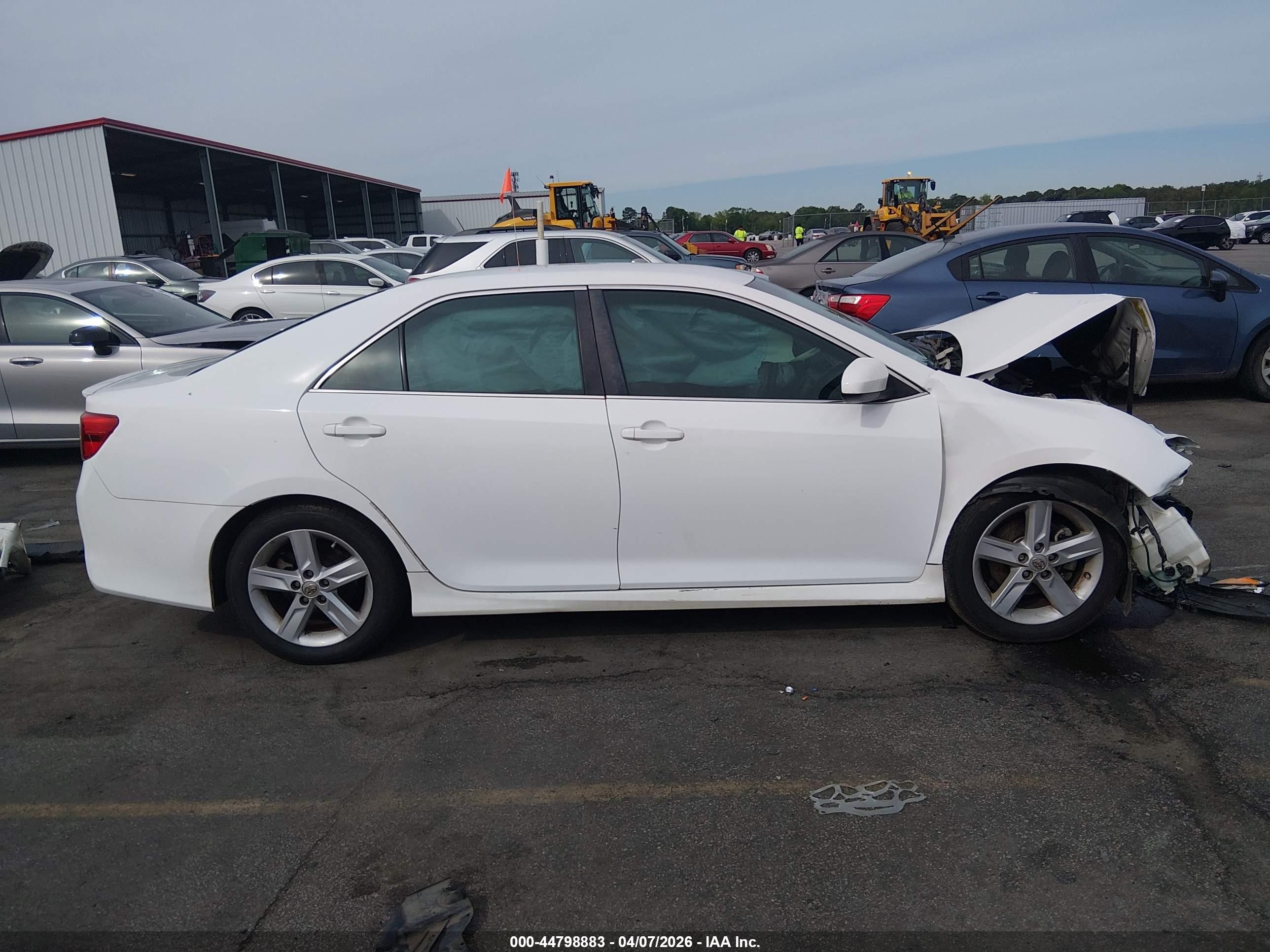2013 Toyota Camry Se White vin: 4T1BF1FK2DU236200