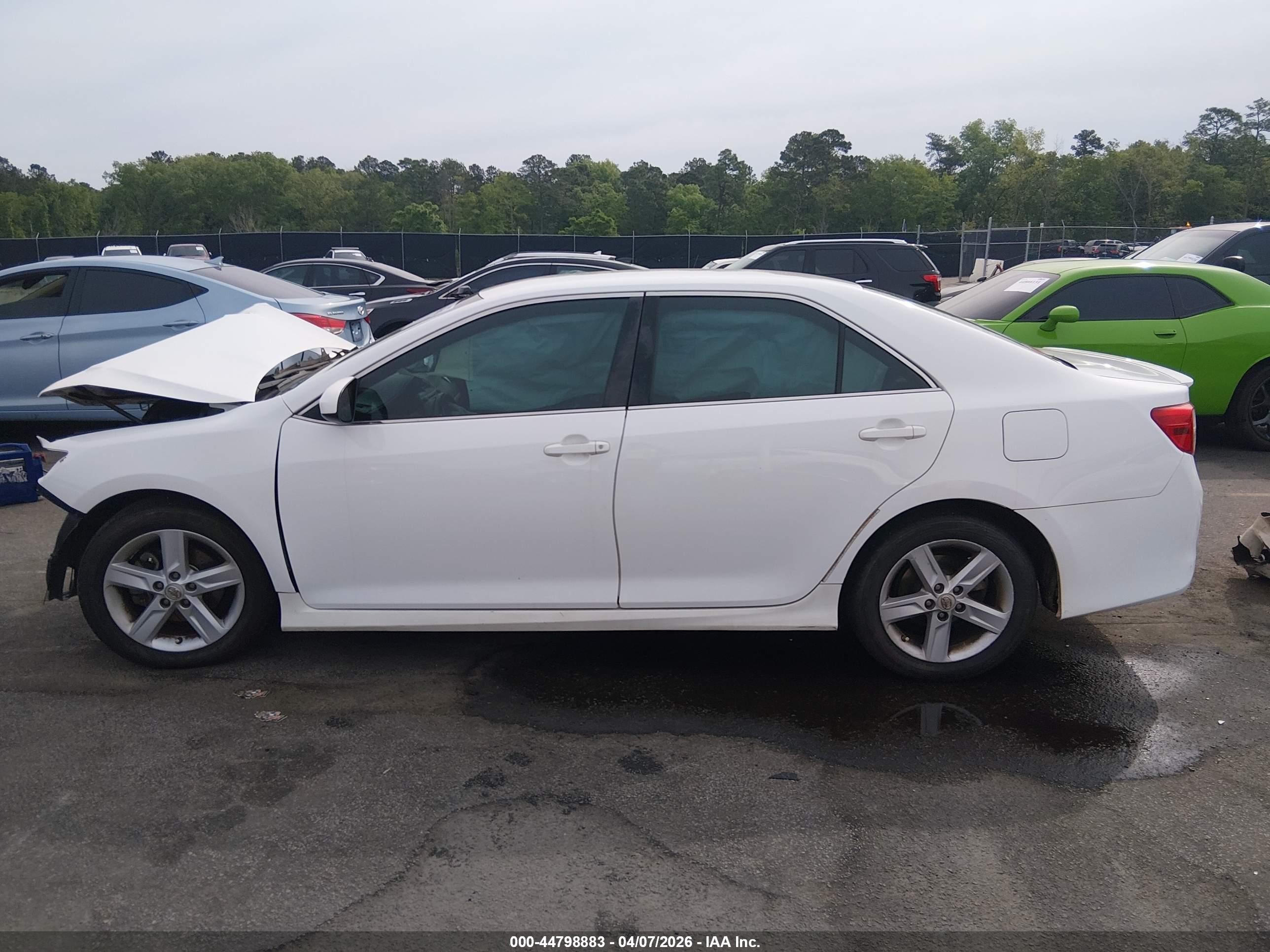 2013 Toyota Camry Se White vin: 4T1BF1FK2DU236200