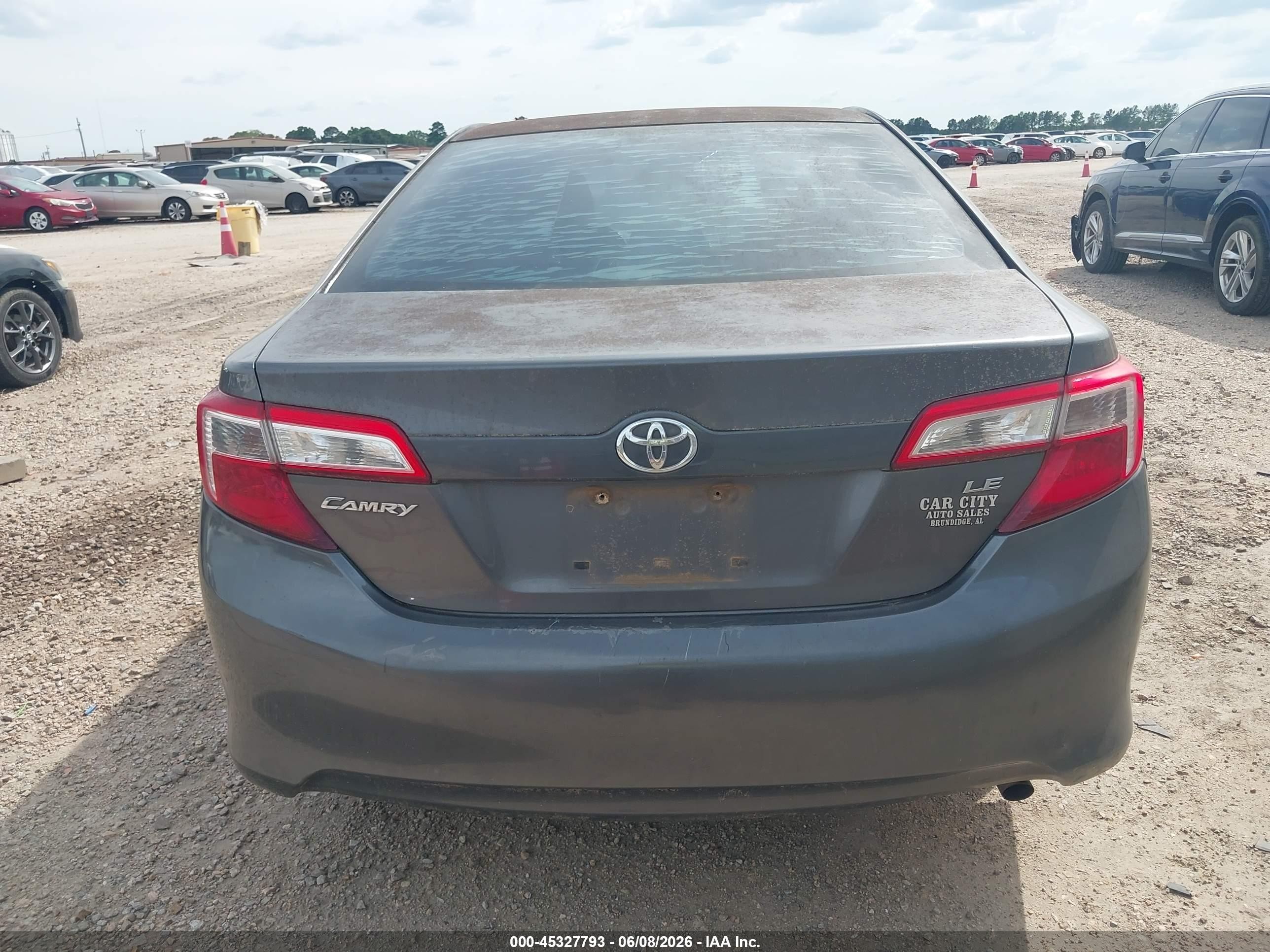 2013 Toyota Camry Le Gray vin: 4T1BF1FK2DU255586