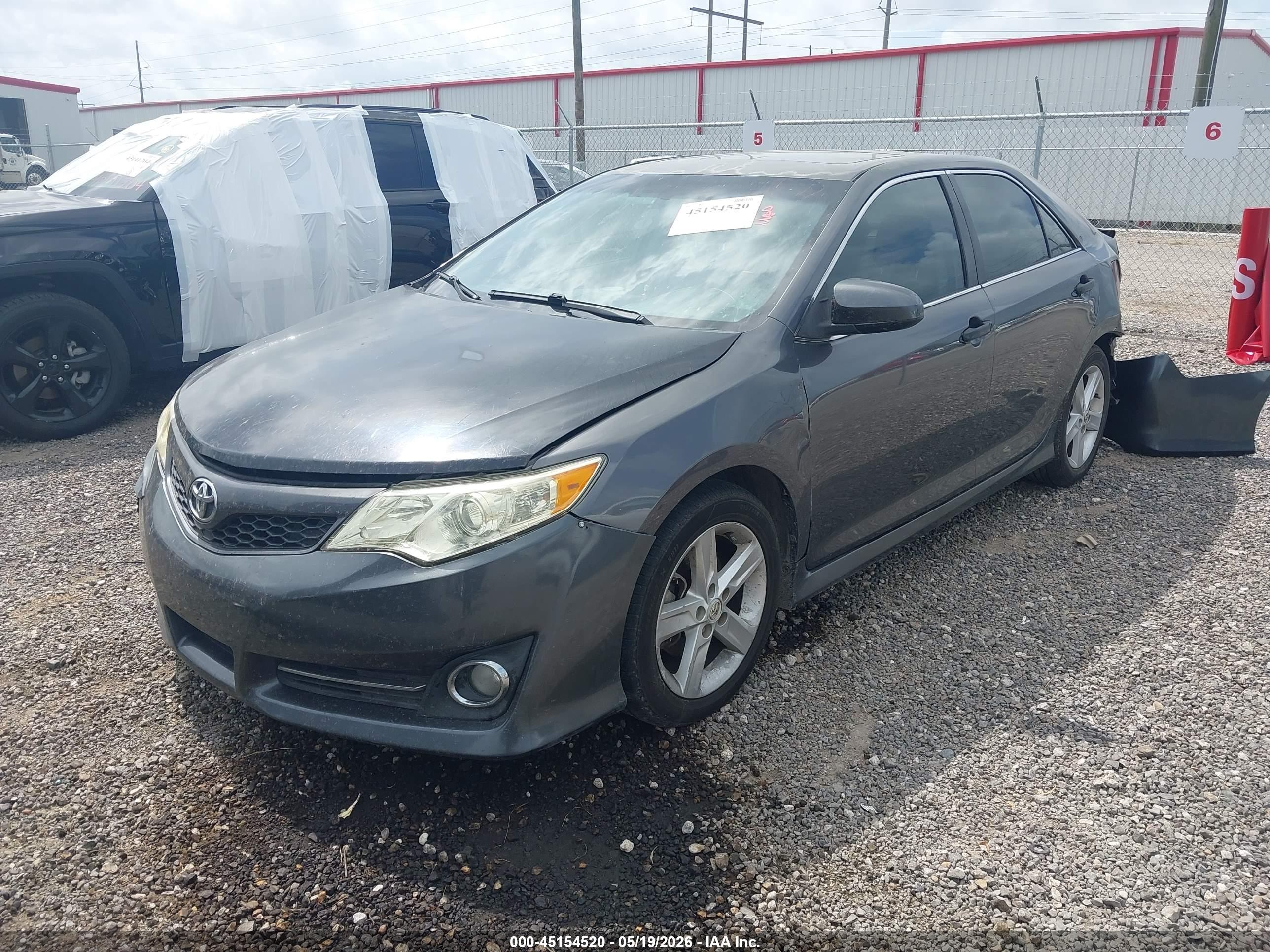 2013 Toyota Camry Se Gray vin: 4T1BF1FK2DU264191