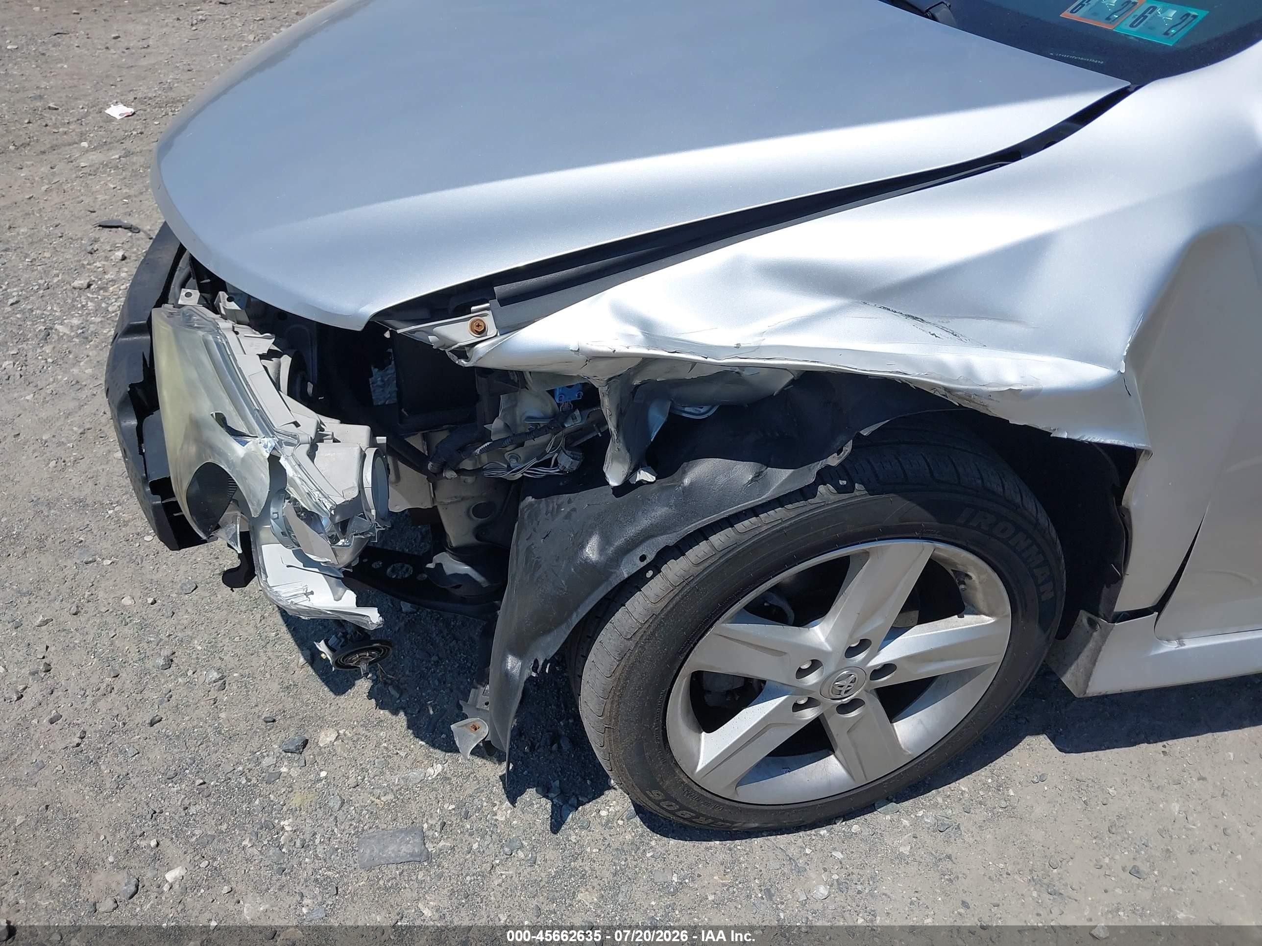 2013 Toyota Camry Se Silver vin: 4T1BF1FK2DU270928