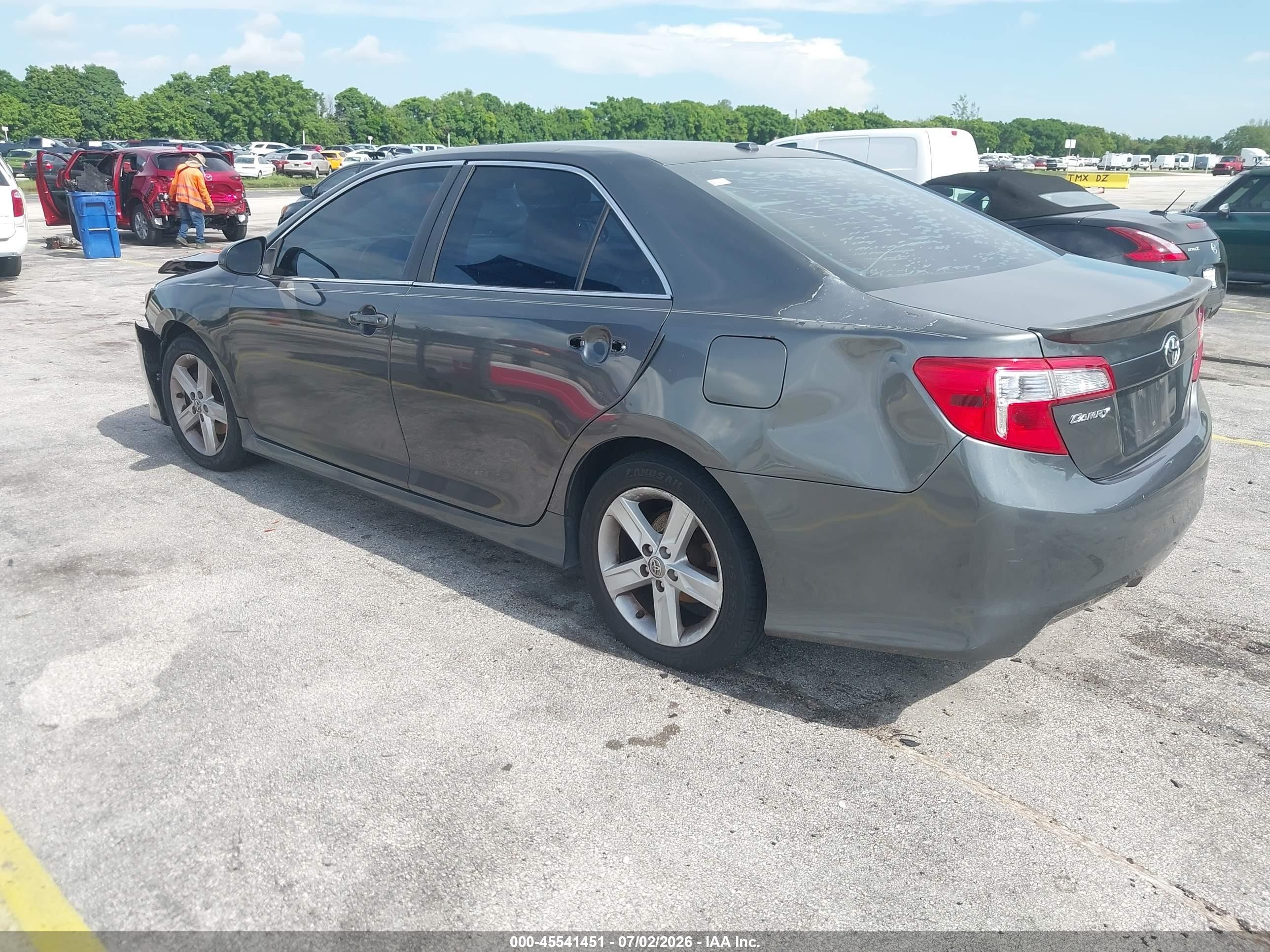 2013 Toyota Camry Se Серый vin: 4T1BF1FK2DU275756