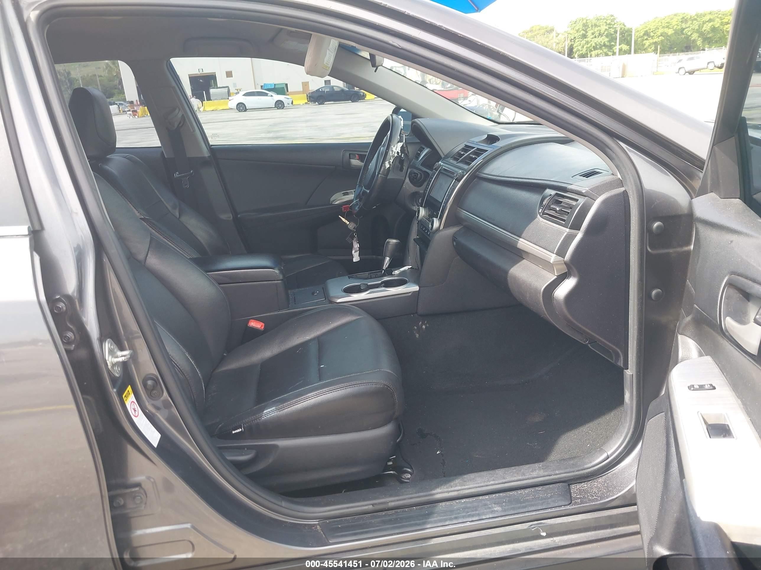 2013 Toyota Camry Se Серый vin: 4T1BF1FK2DU275756