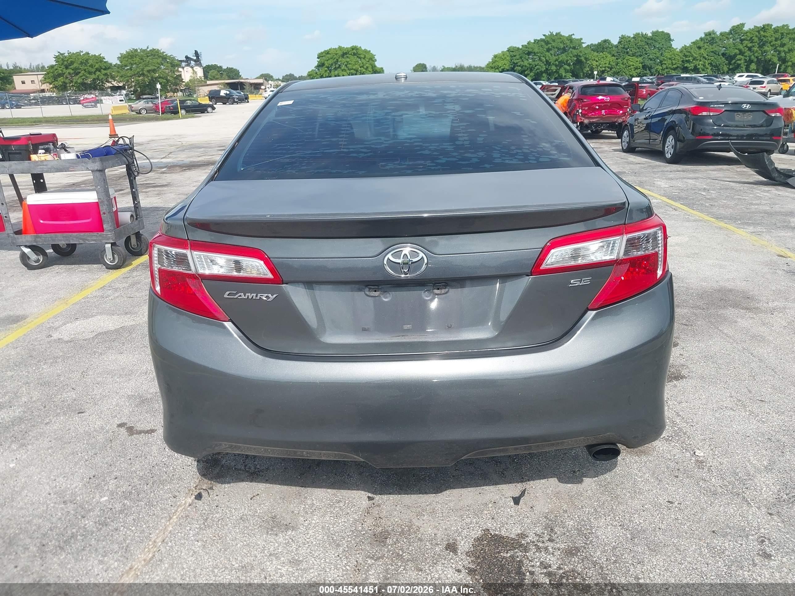 2013 Toyota Camry Se Серый vin: 4T1BF1FK2DU275756