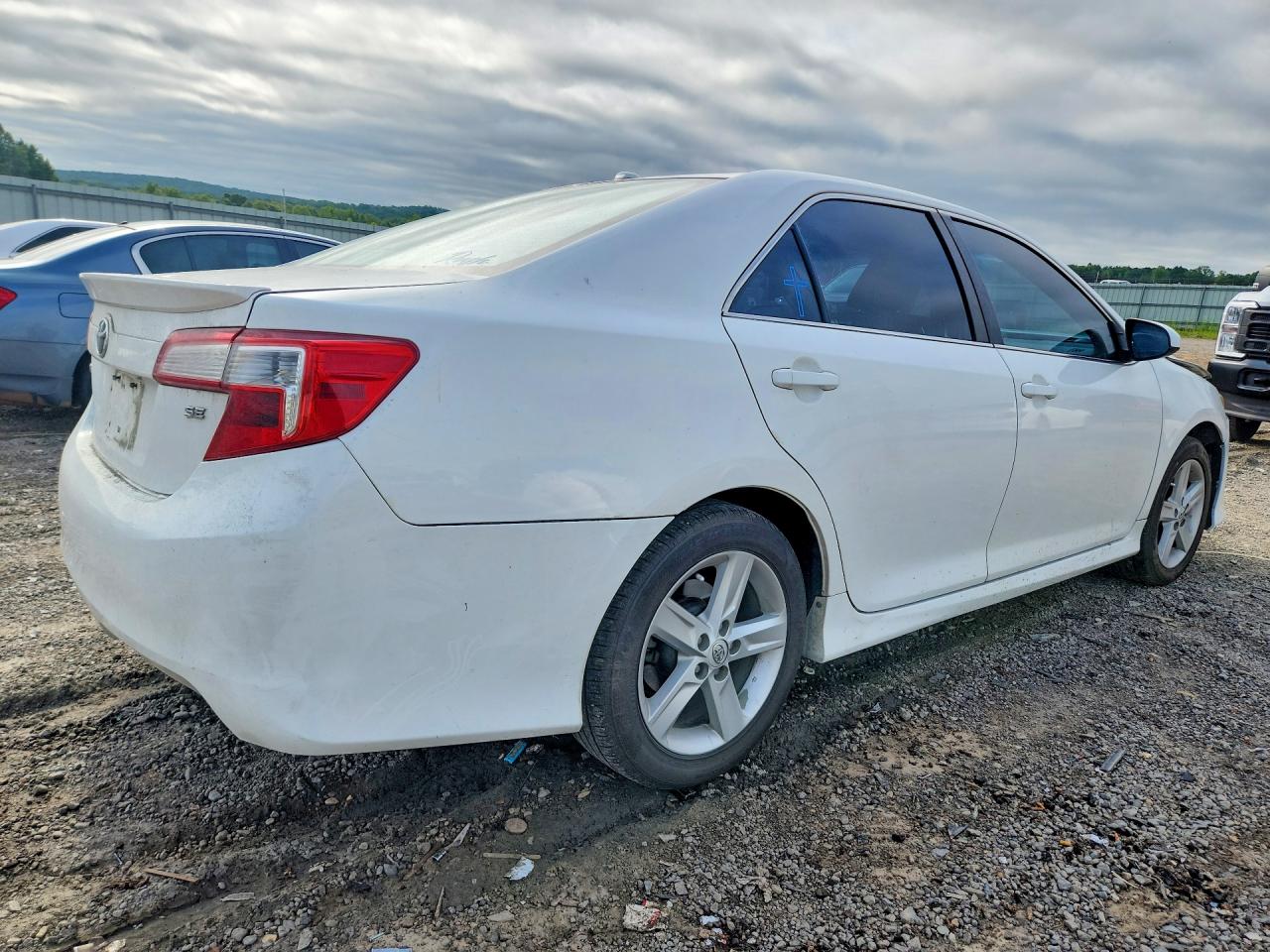 2013 Toyota Camry Se White vin: 4T1BF1FK2DU280231