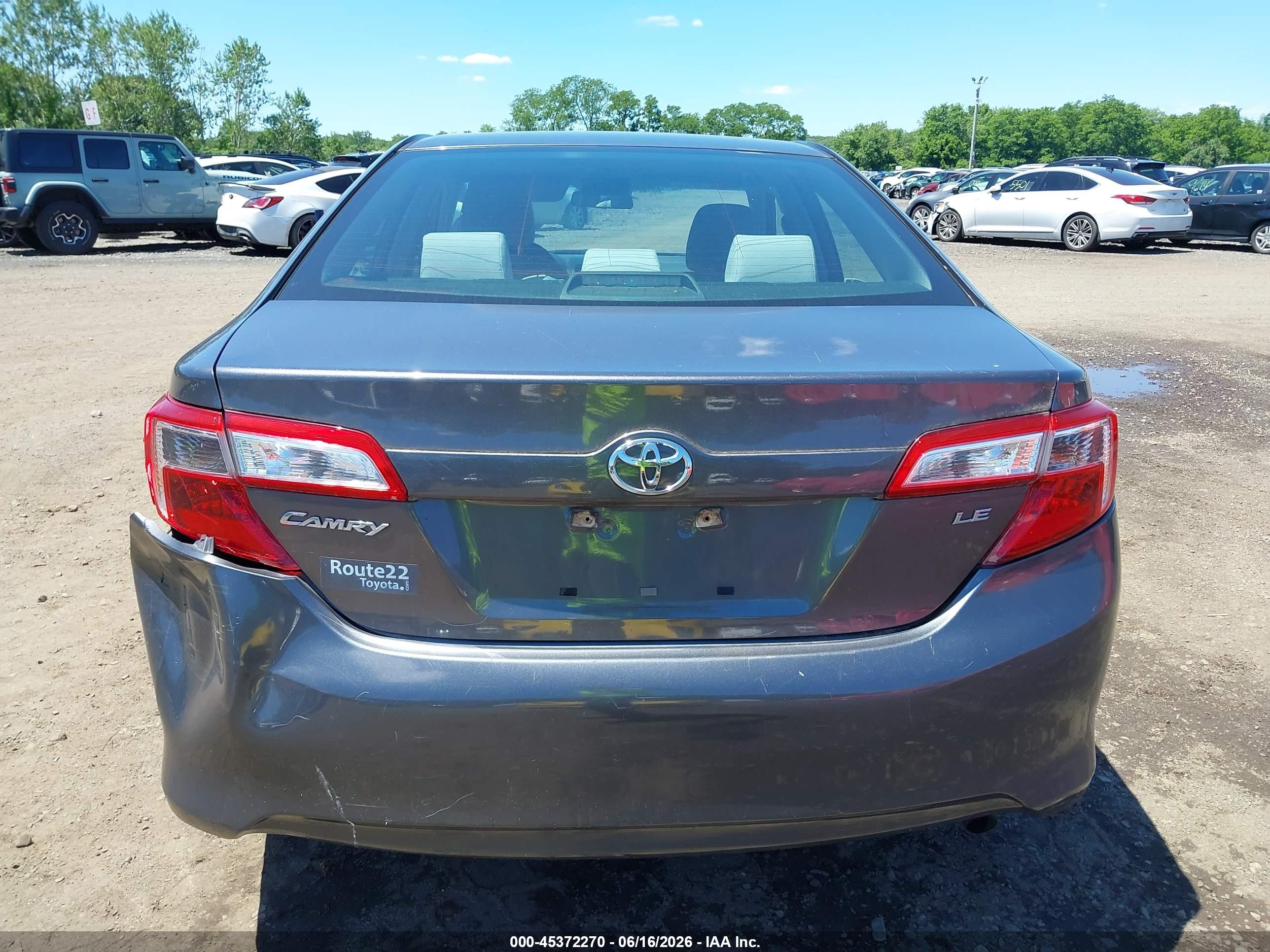 2013 Toyota Camry Le Gray vin: 4T1BF1FK2DU297708