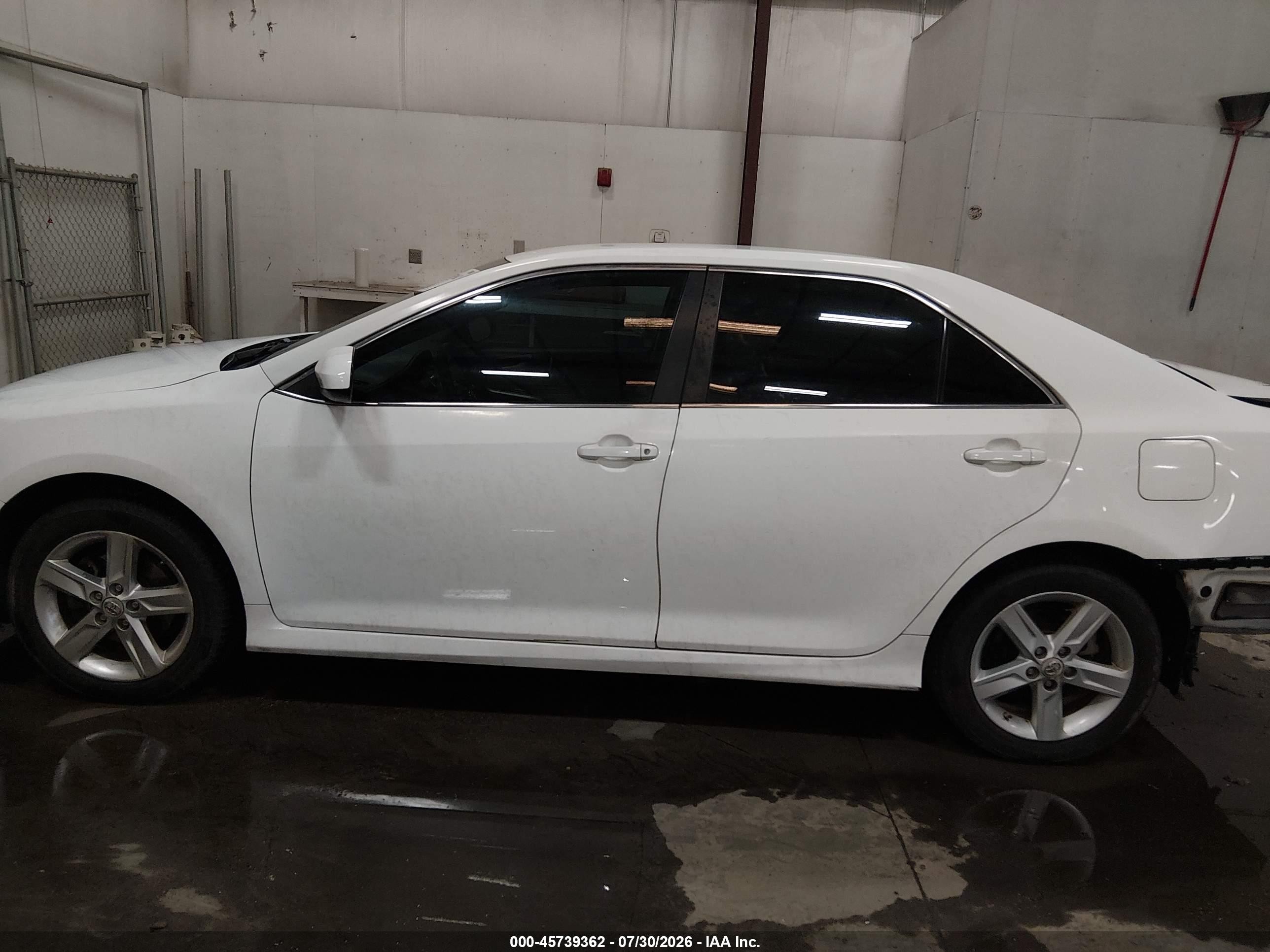 2013 Toyota Camry Se White vin: 4T1BF1FK2DU638492