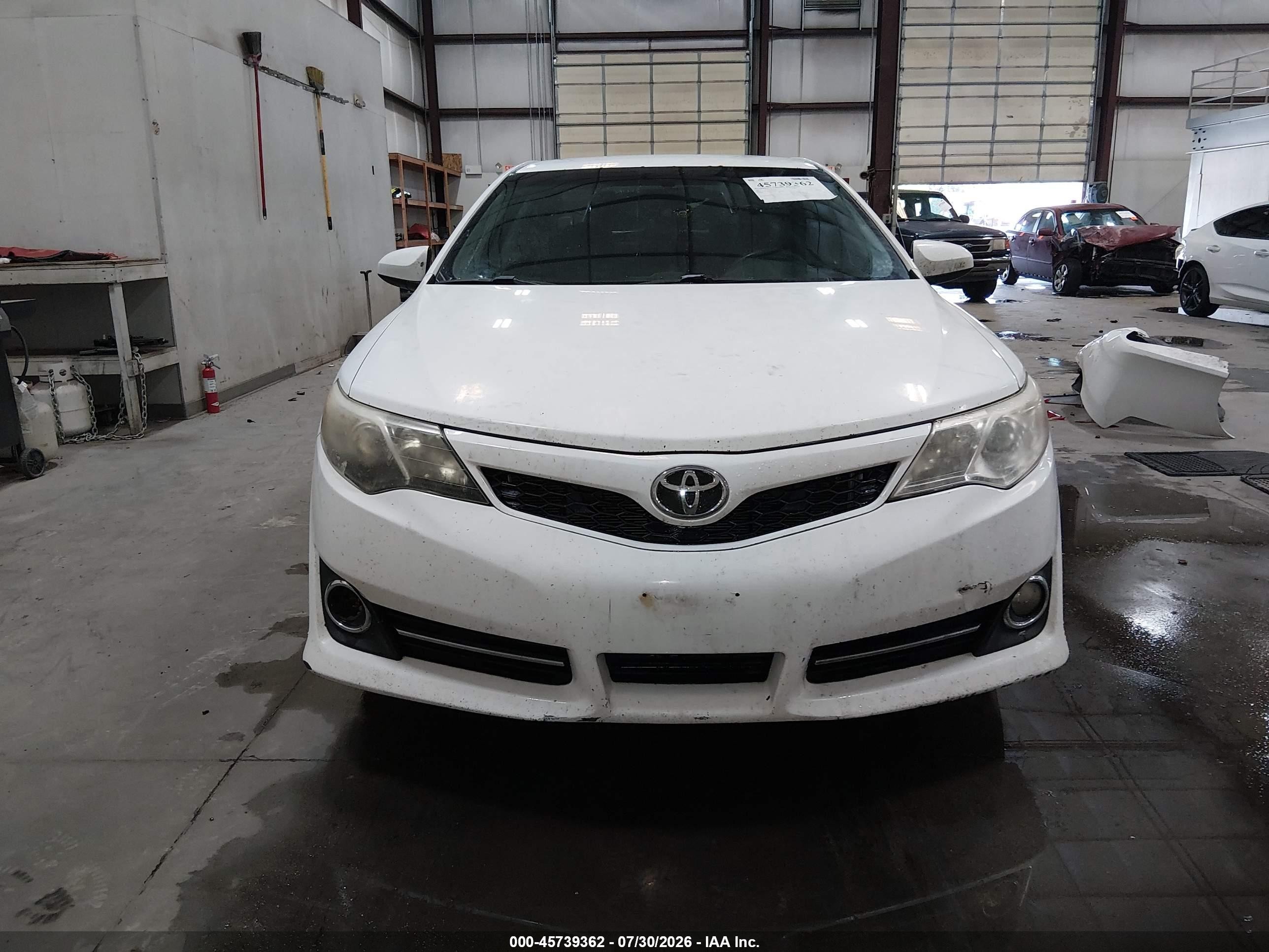 2013 Toyota Camry Se White vin: 4T1BF1FK2DU638492
