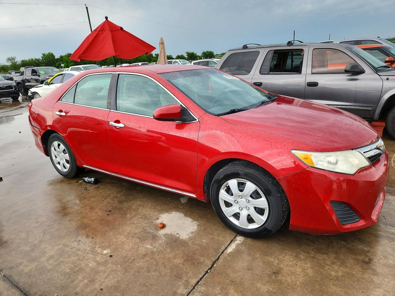 2013 Toyota Camry Le Red vin: 4T1BF1FK2DU645250
