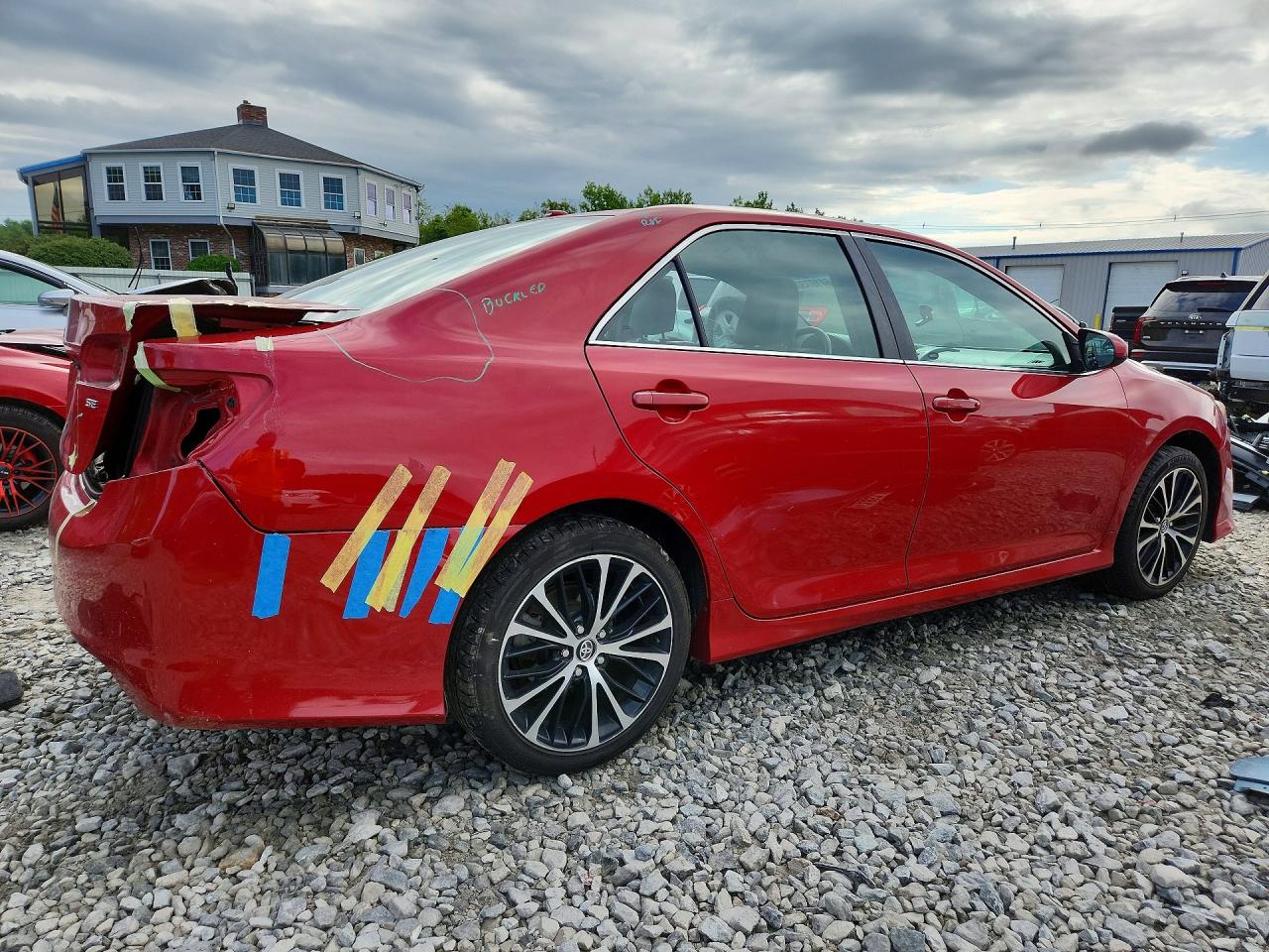 2013 Toyota Camry Se Red vin: 4T1BF1FK2DU648066