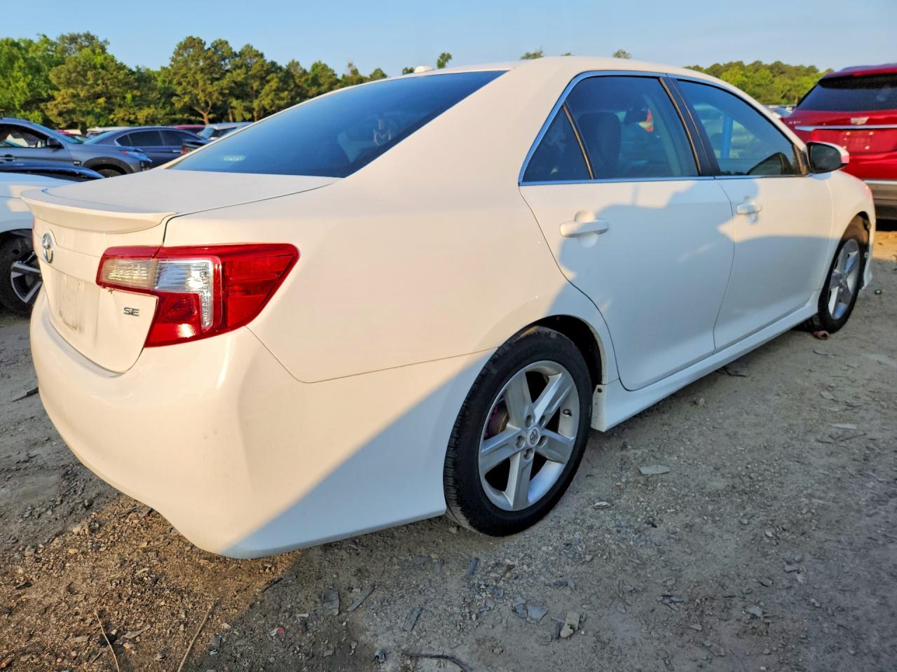 2013 Toyota Camry Se White vin: 4T1BF1FK2DU652392