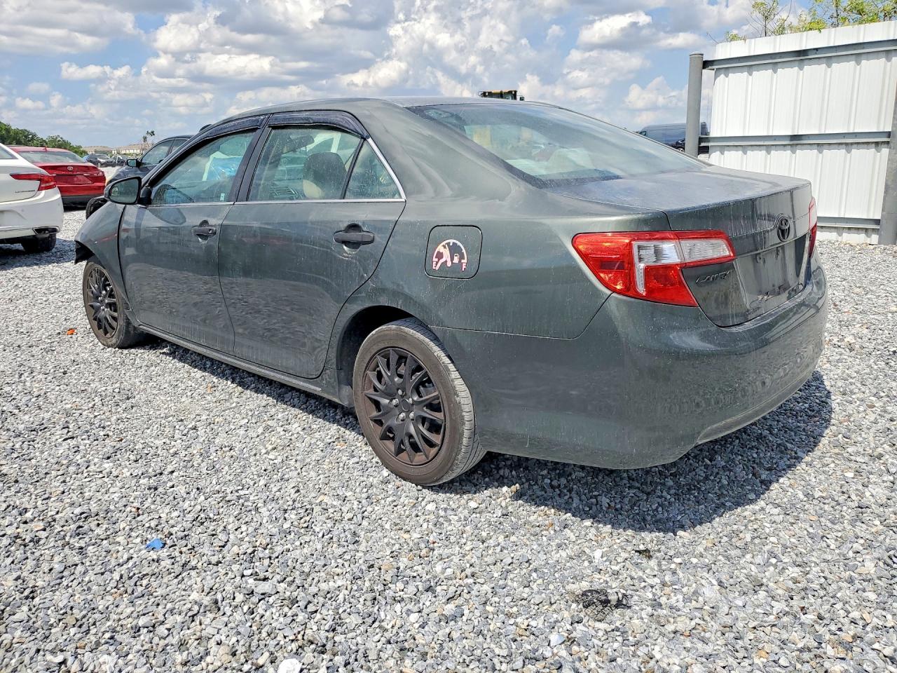 2013 Toyota Camry Le Зеленый vin: 4T1BF1FK2DU664512