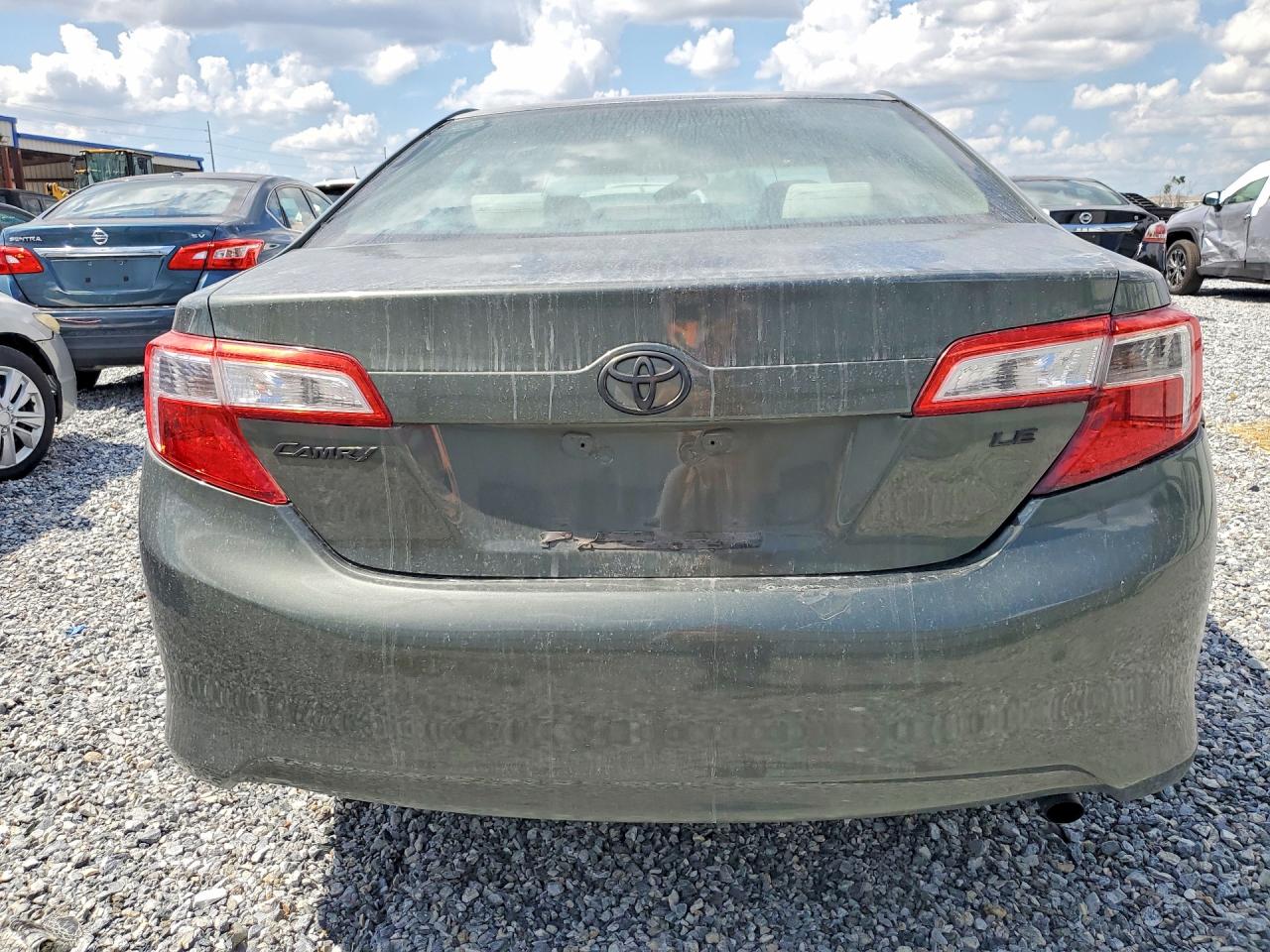 2013 Toyota Camry Le Зеленый vin: 4T1BF1FK2DU664512