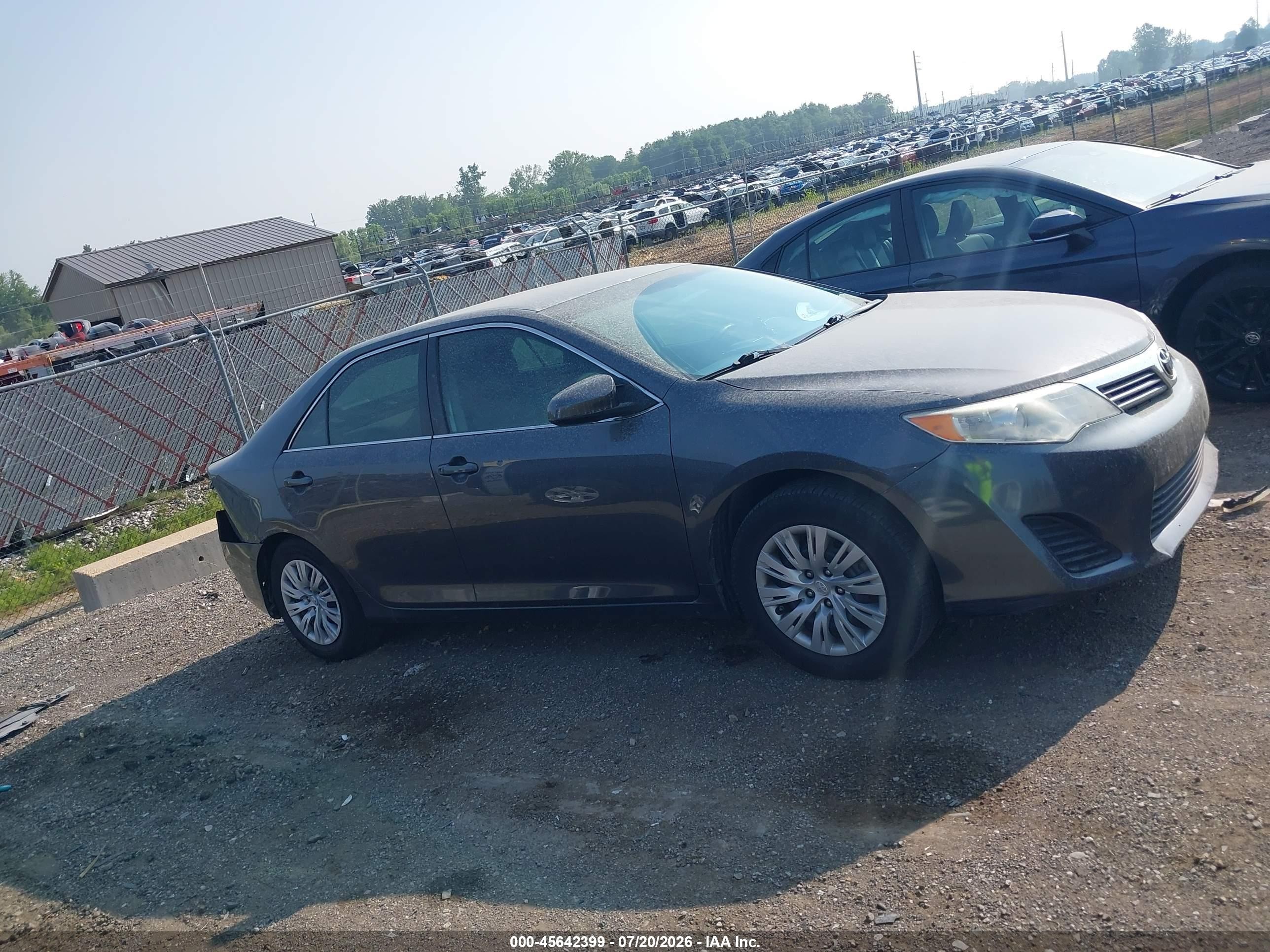 2013 Toyota Camry L Серый vin: 4T1BF1FK2DU673954