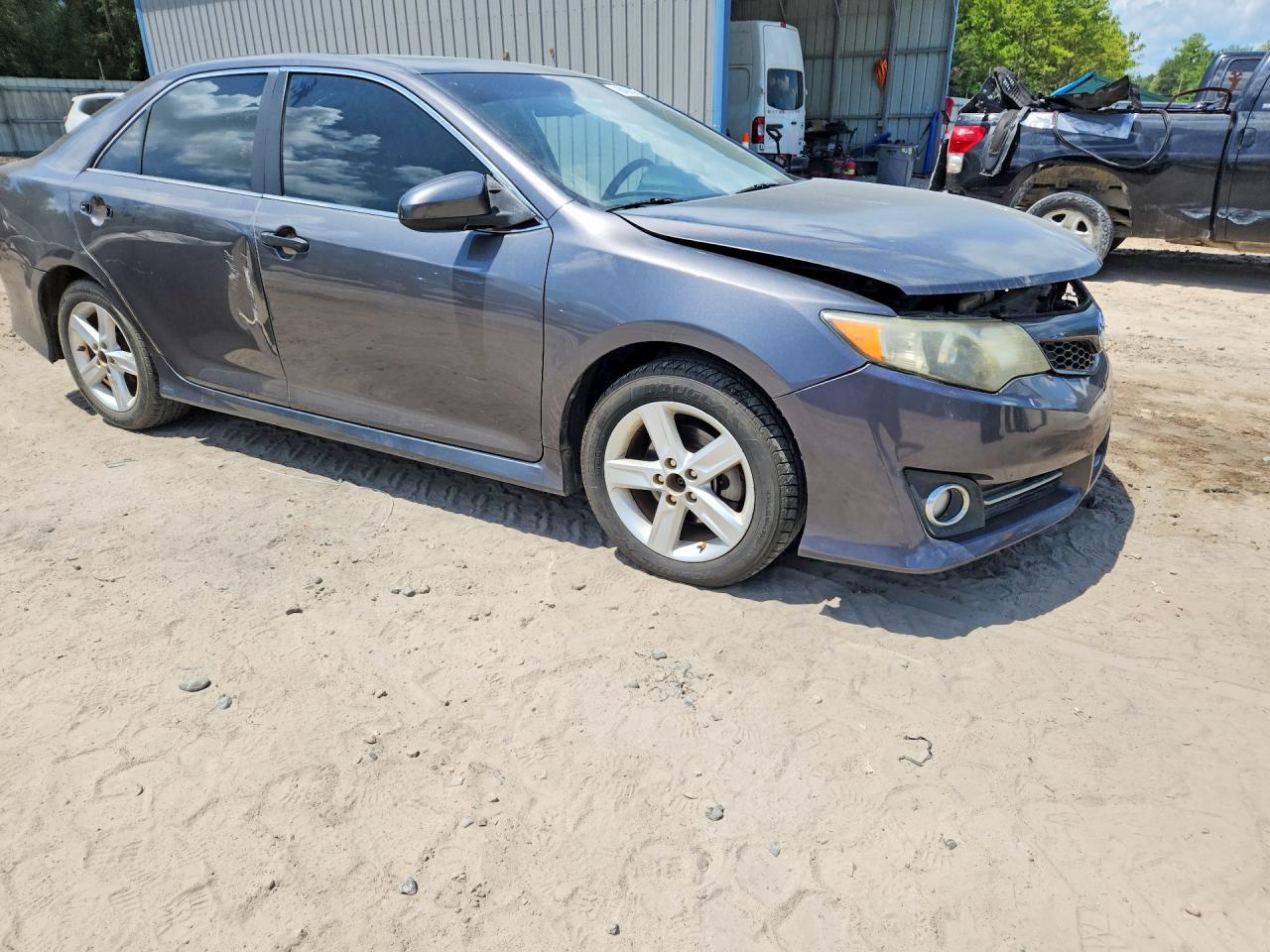 2013 Toyota Camry Se Gray vin: 4T1BF1FK2DU683030