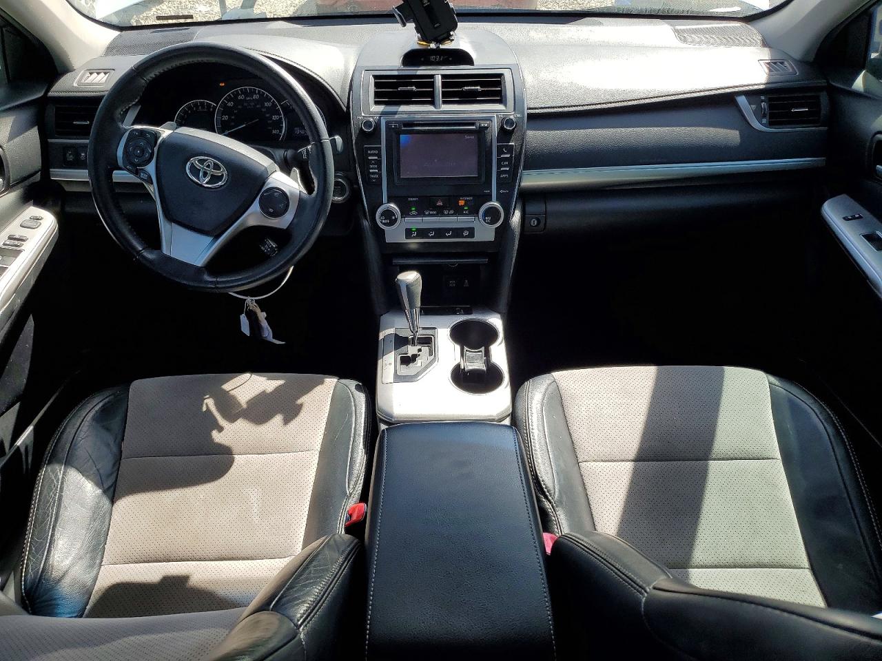 2013 Toyota Camry Se White vin: 4T1BF1FK2DU694402