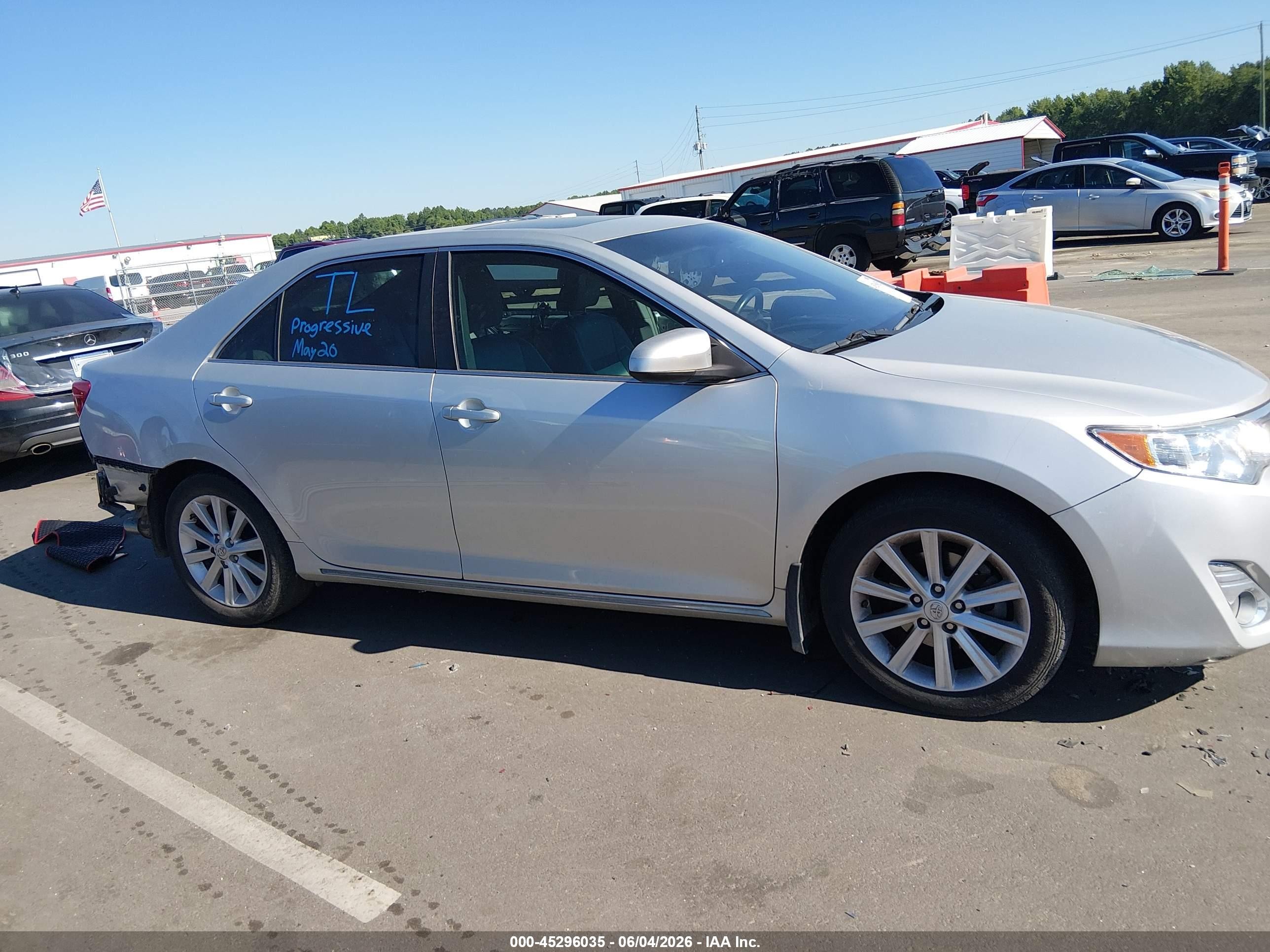 2013 Toyota Camry Xle Silver vin: 4T1BF1FK2DU707892